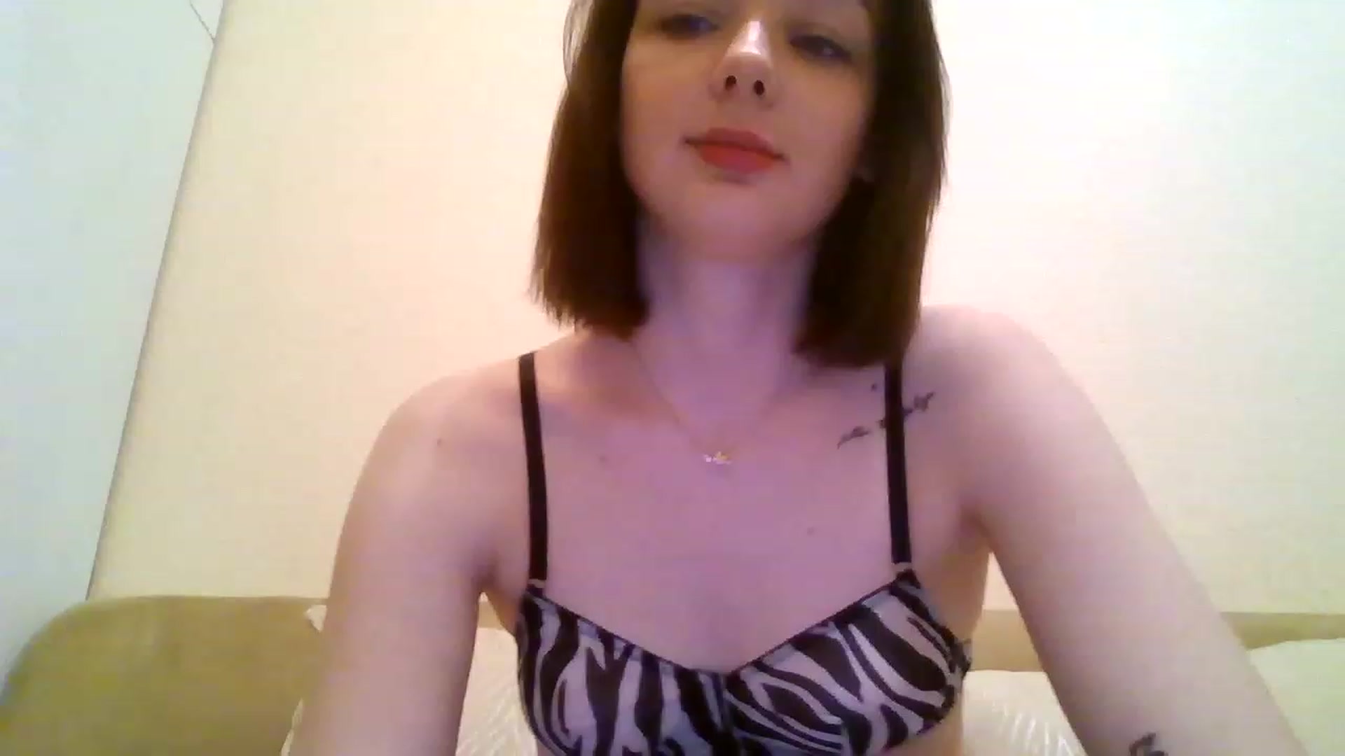 Gallery image thumbnail from RoxieSinner's myfreecams stream on, 01/26/2023, 18:22 image 1 of 20