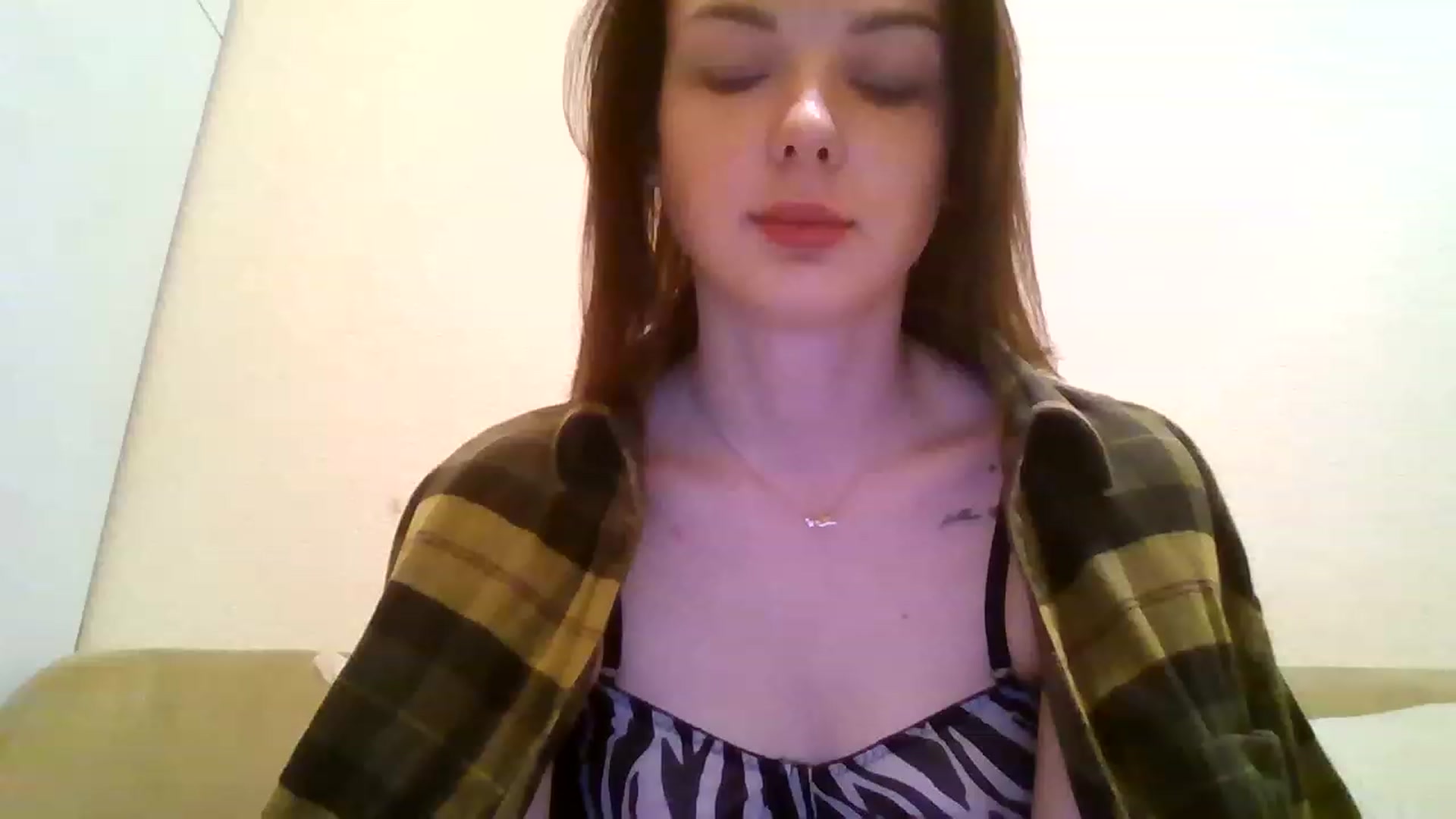 Gallery image thumbnail from RoxieSinner's myfreecams stream on, 01/26/2023, 19:04 image 16 of 20