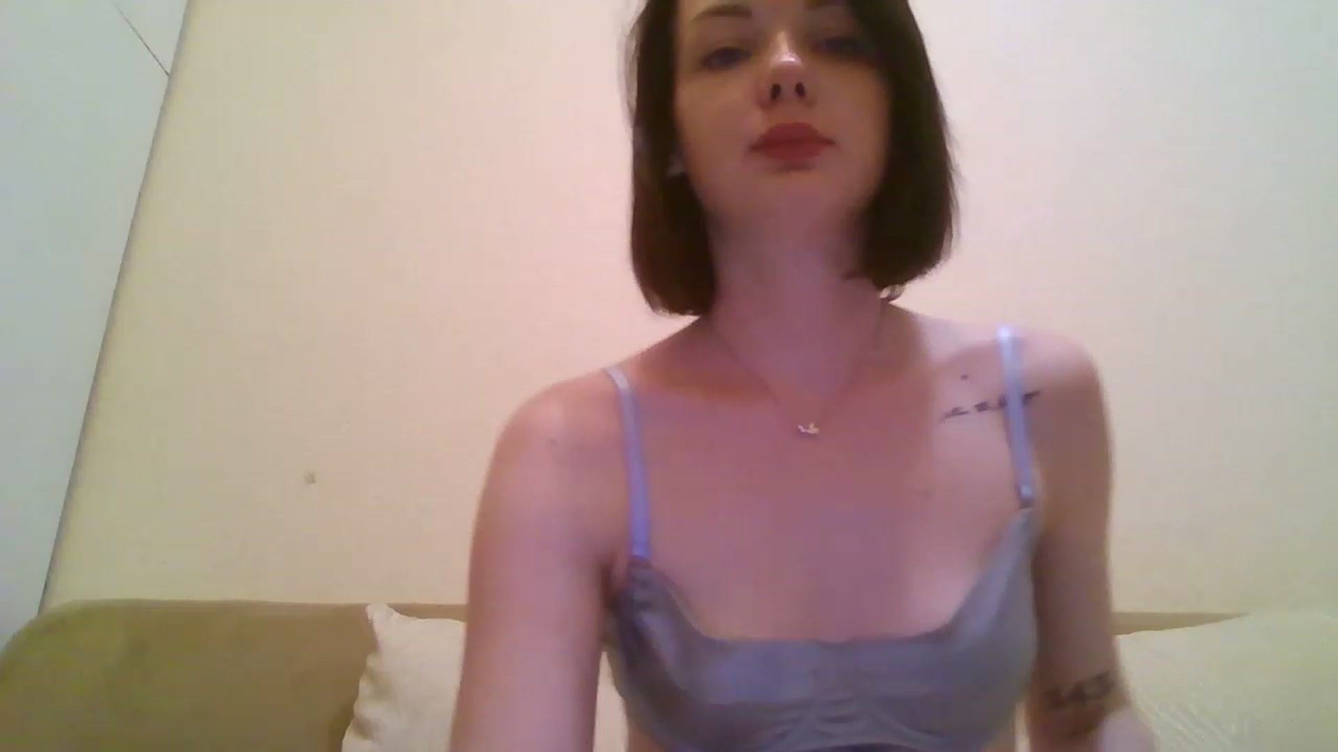 Gallery image thumbnail from RoxieSinner's myfreecams stream on, 01/29/2023, 17:00 image 10 of 20