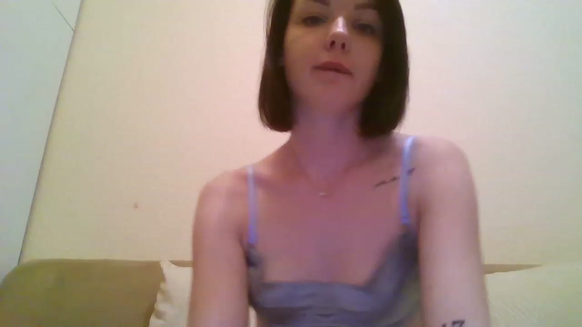 Gallery image thumbnail from RoxieSinner's myfreecams stream on, 01/29/2023, 17:00 image 4 of 20