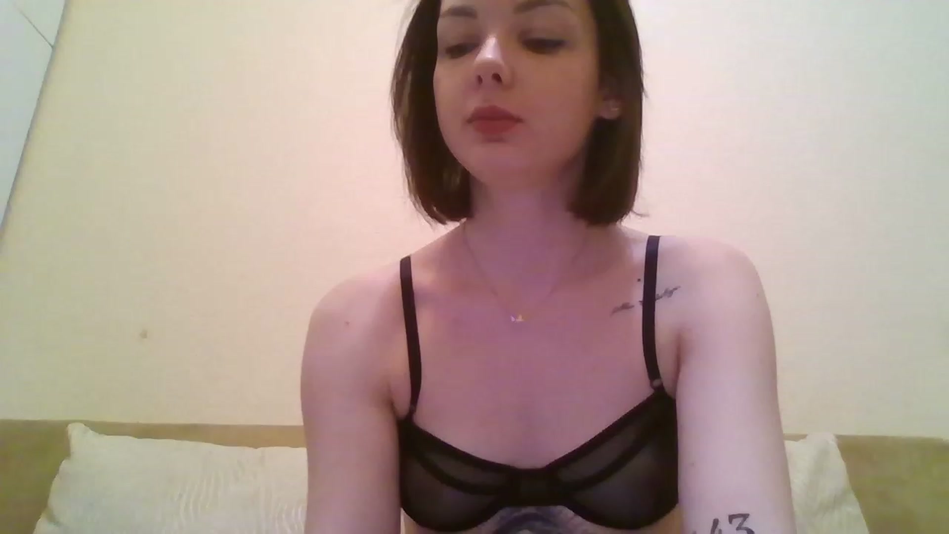 Gallery image thumbnail from RoxieSinner's myfreecams stream on, 01/31/2023, 14:38 image 3 of 20