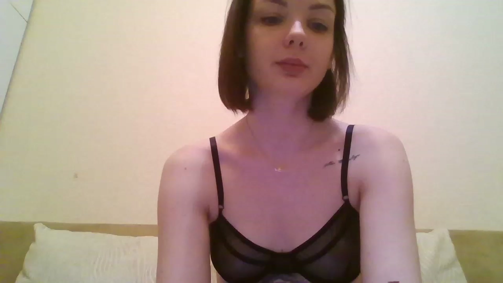Gallery image thumbnail from RoxieSinner's myfreecams stream on, 01/31/2023, 14:38 image 9 of 20