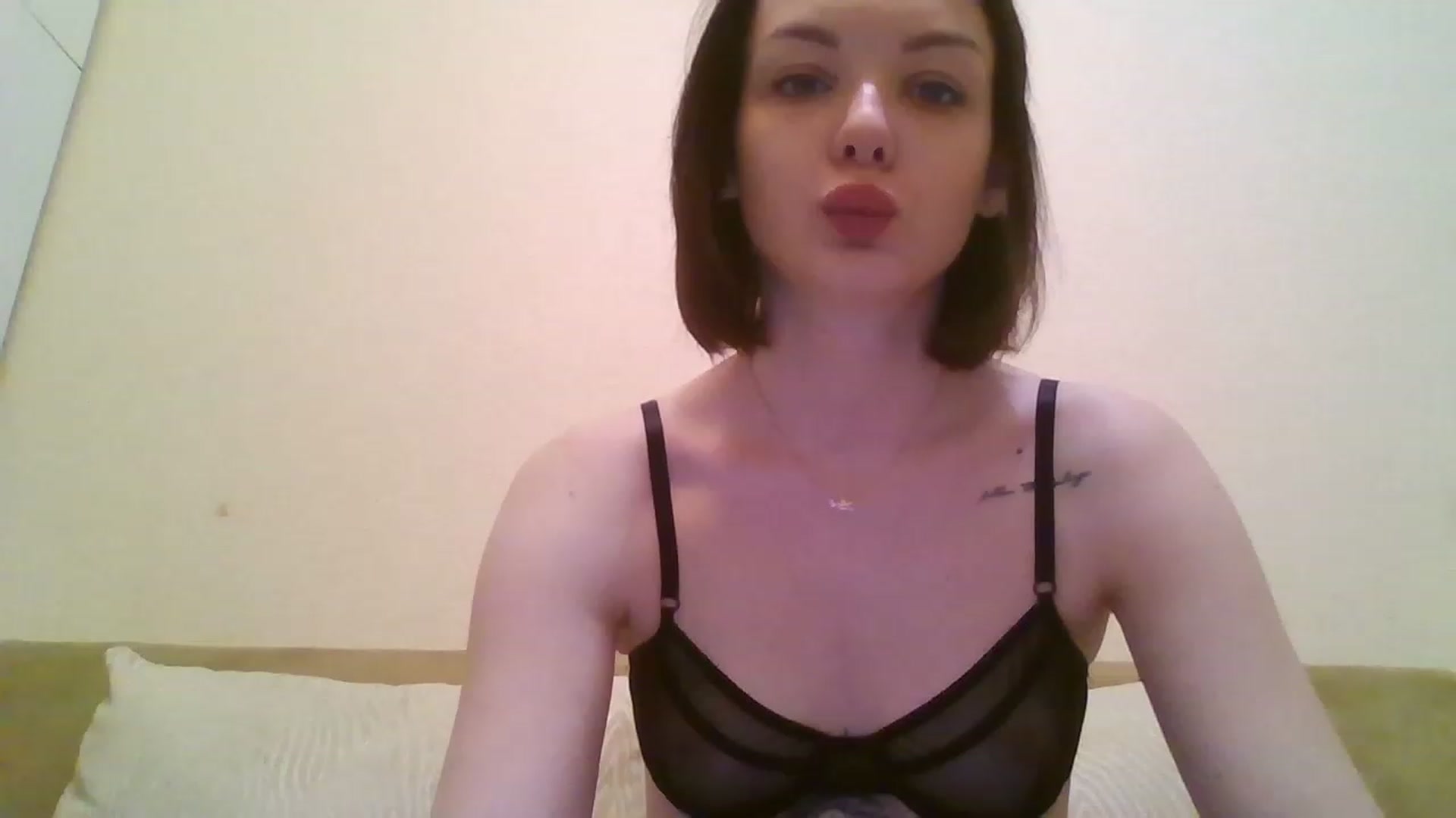 Gallery image thumbnail from RoxieSinner's myfreecams stream on, 01/31/2023, 14:38 image 7 of 20
