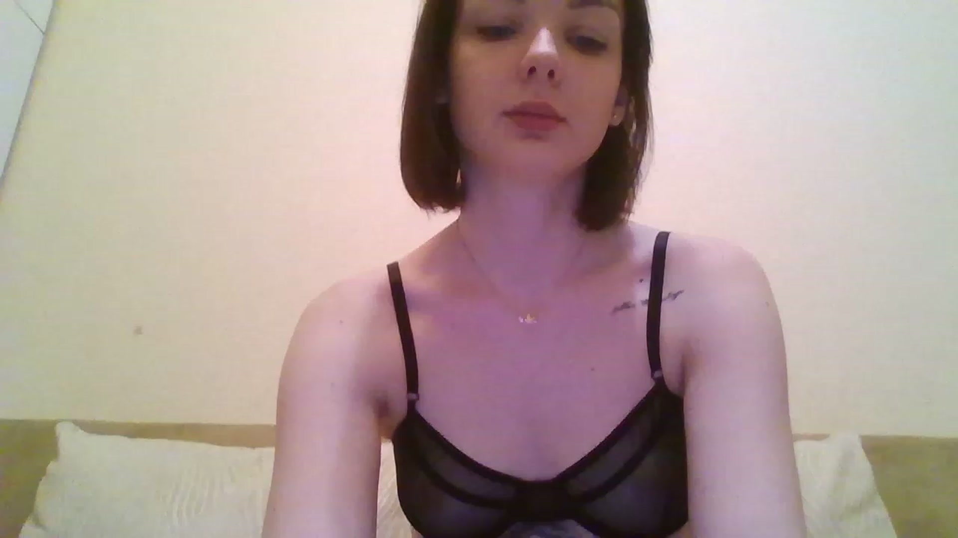 Gallery image thumbnail from RoxieSinner's myfreecams stream on, 01/31/2023, 14:38 image 14 of 20