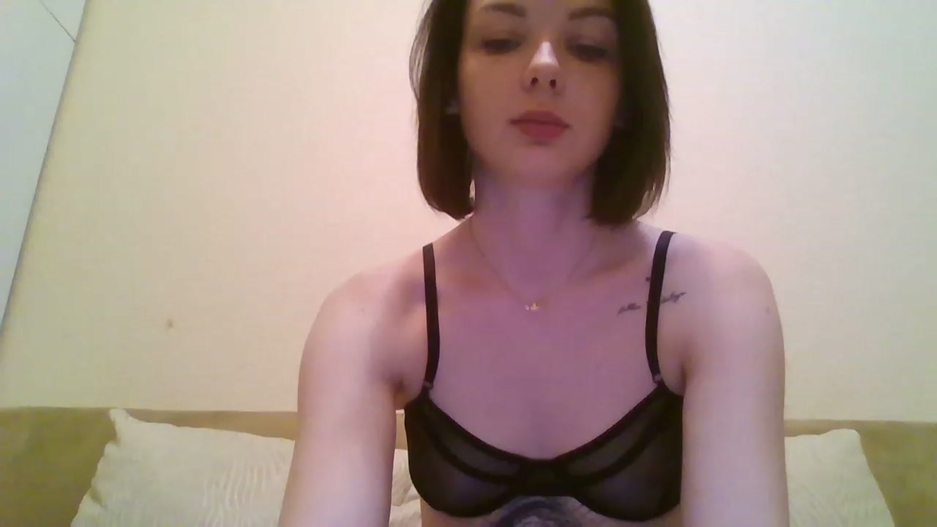Gallery image thumbnail from RoxieSinner's myfreecams stream on, 01/31/2023, 15:12 image 16 of 20