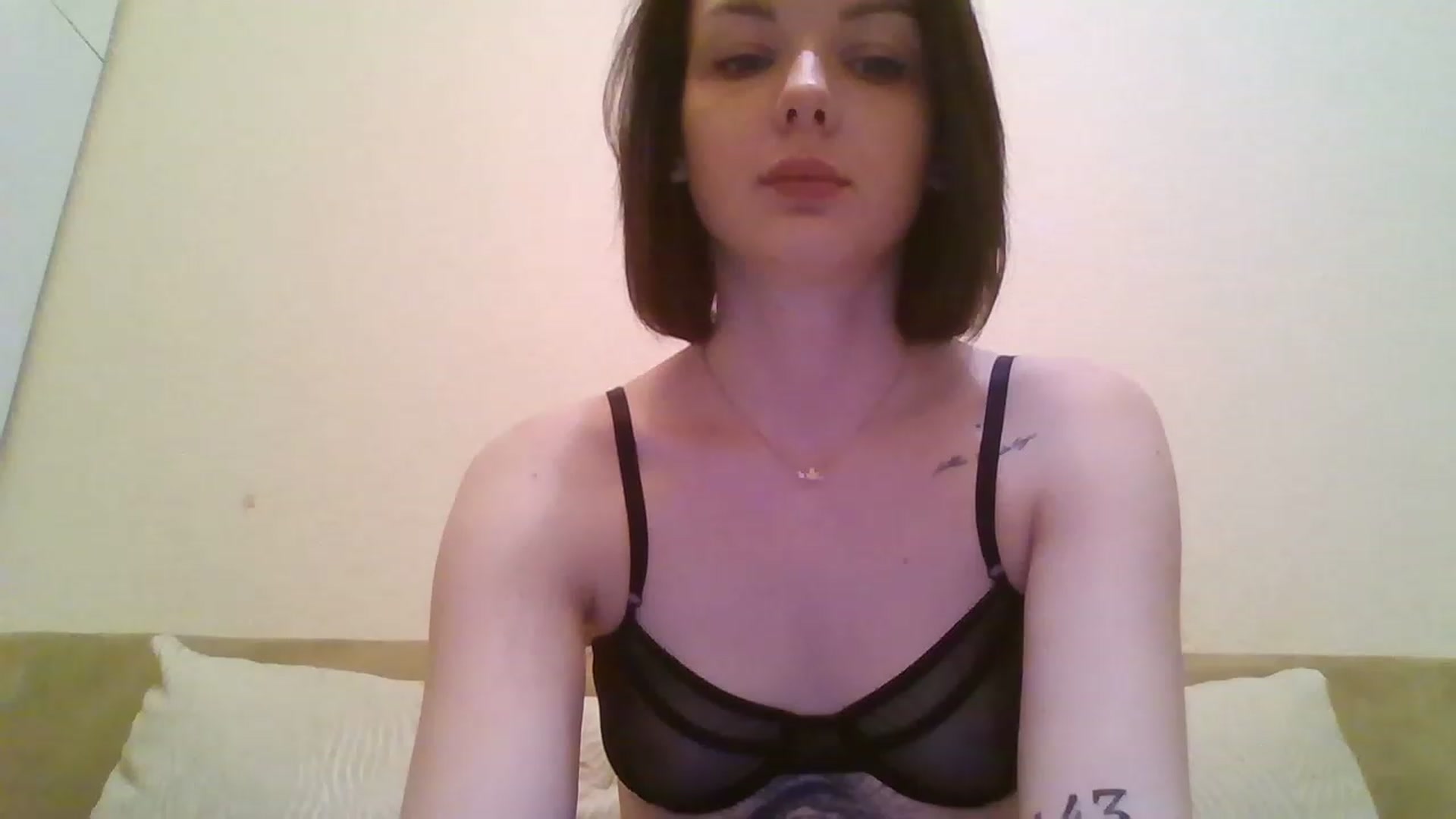 Gallery image thumbnail from RoxieSinner's myfreecams stream on, 01/31/2023, 15:12 image 6 of 20