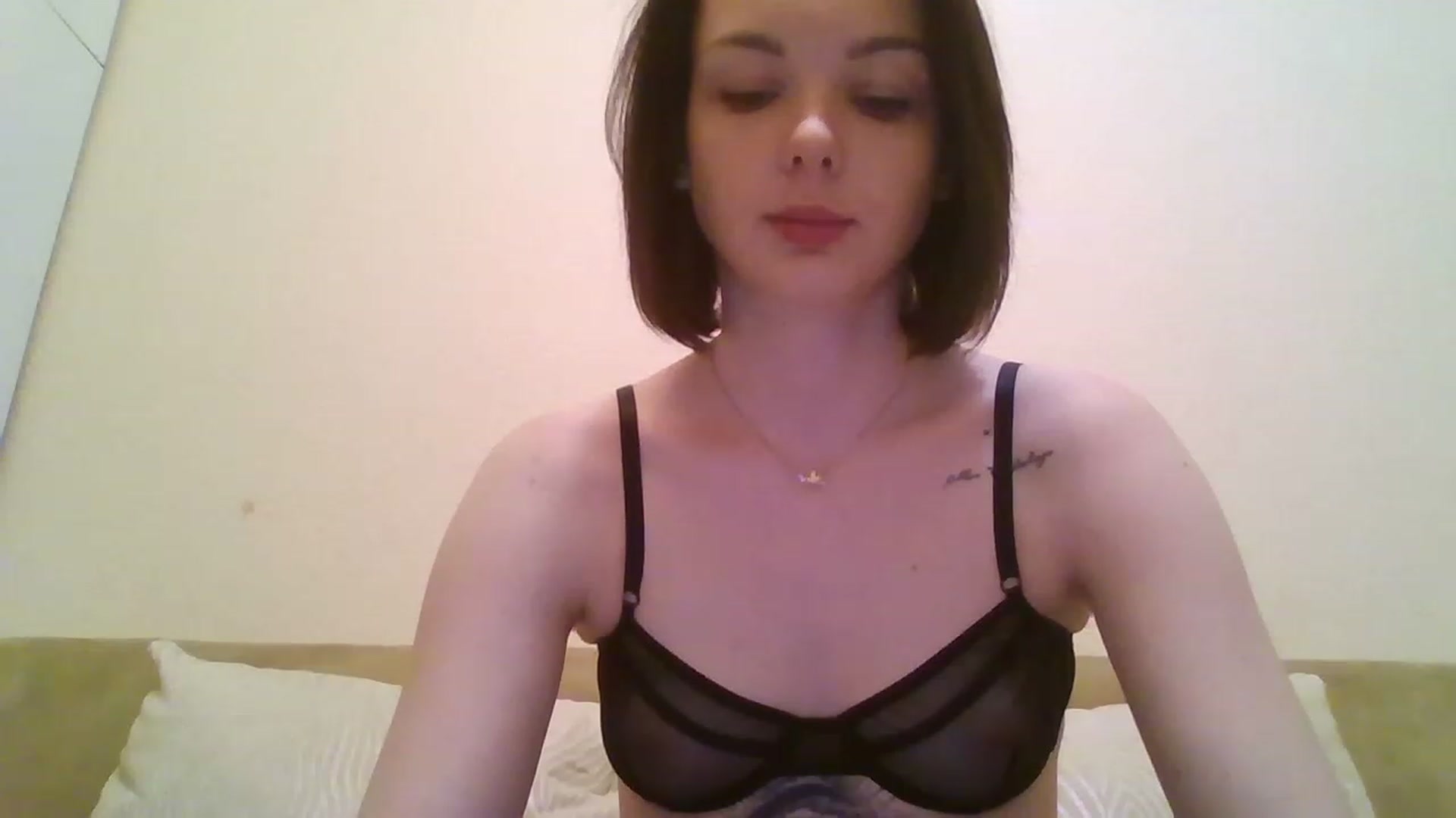 Gallery image thumbnail from RoxieSinner's myfreecams stream on, 01/31/2023, 15:12 image 2 of 20