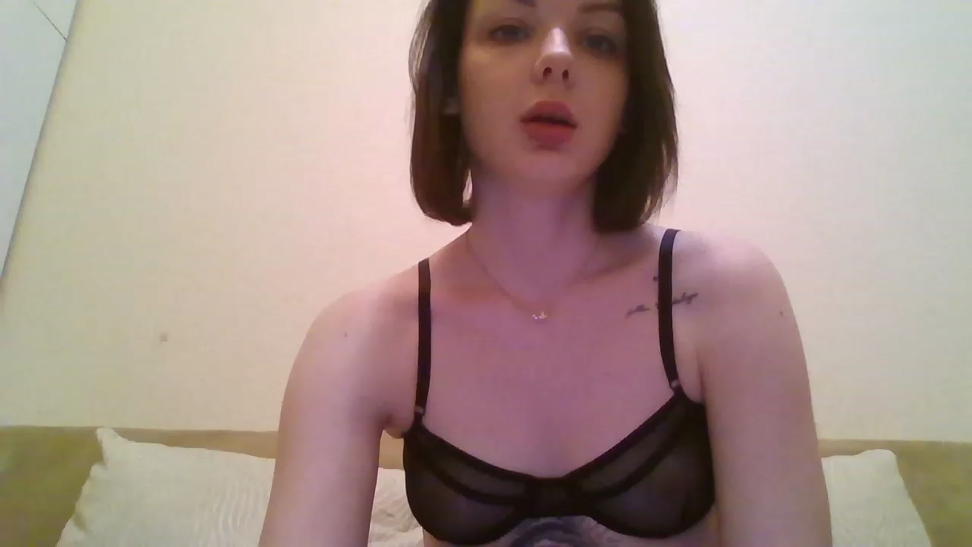 Gallery image thumbnail from RoxieSinner's myfreecams stream on, 01/31/2023, 15:12 image 10 of 20
