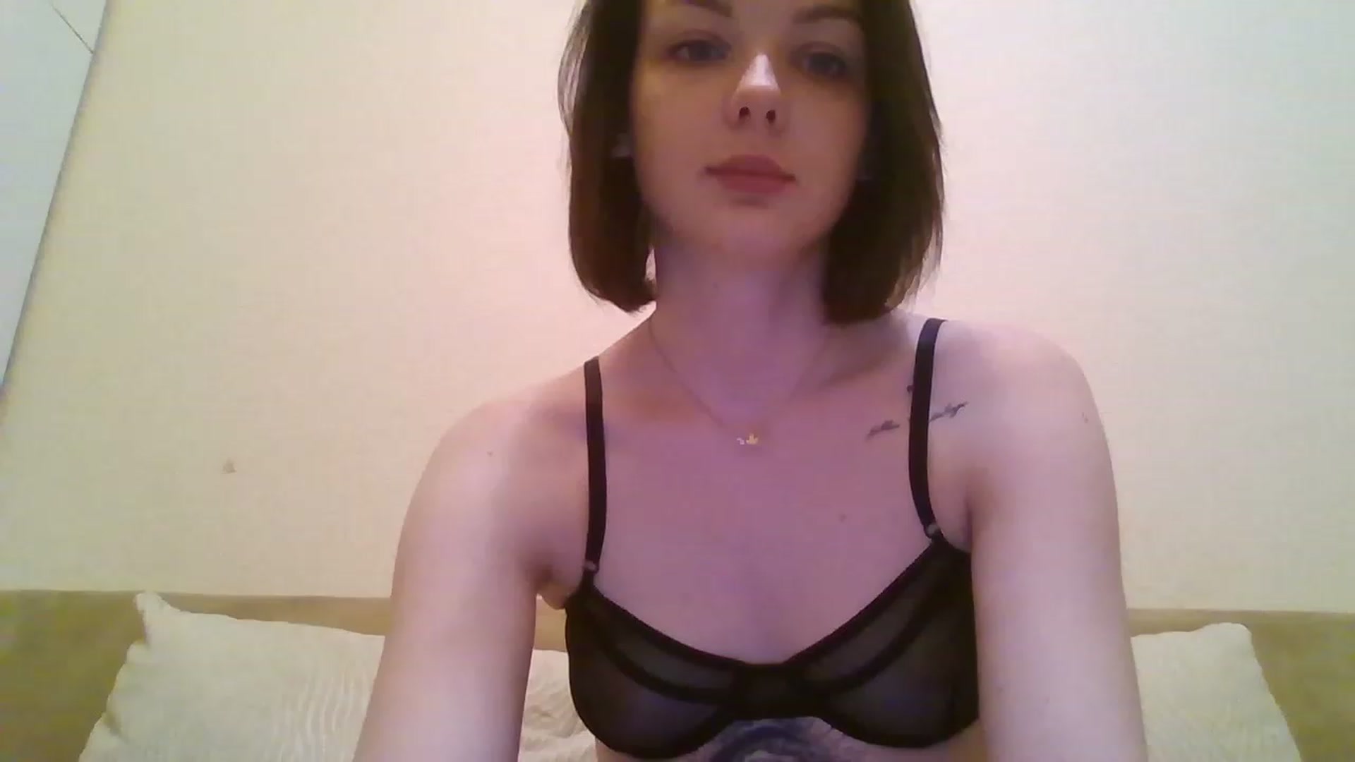 Gallery image thumbnail from RoxieSinner's myfreecams stream on, 01/31/2023, 15:12 image 11 of 20
