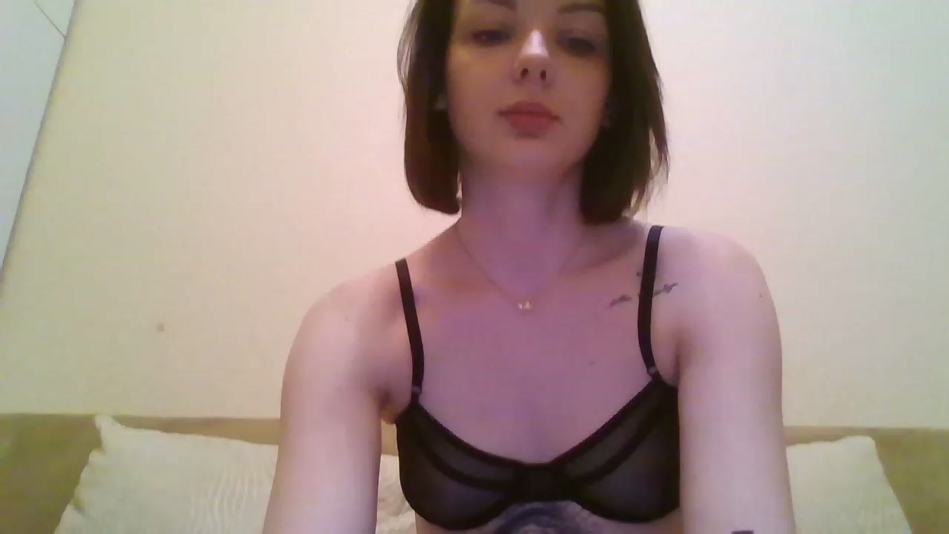 Gallery image thumbnail from RoxieSinner's myfreecams stream on, 01/31/2023, 15:12 image 7 of 20