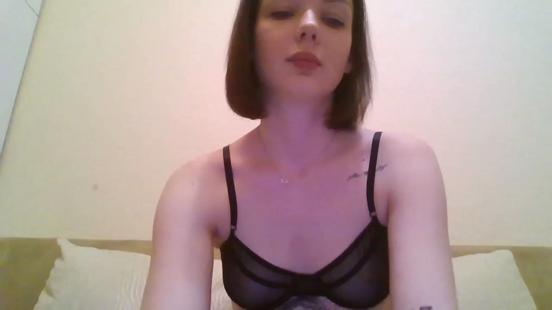 Gallery image thumbnail from RoxieSinner's myfreecams stream on, 01/31/2023, 16:35 image 6 of 20
