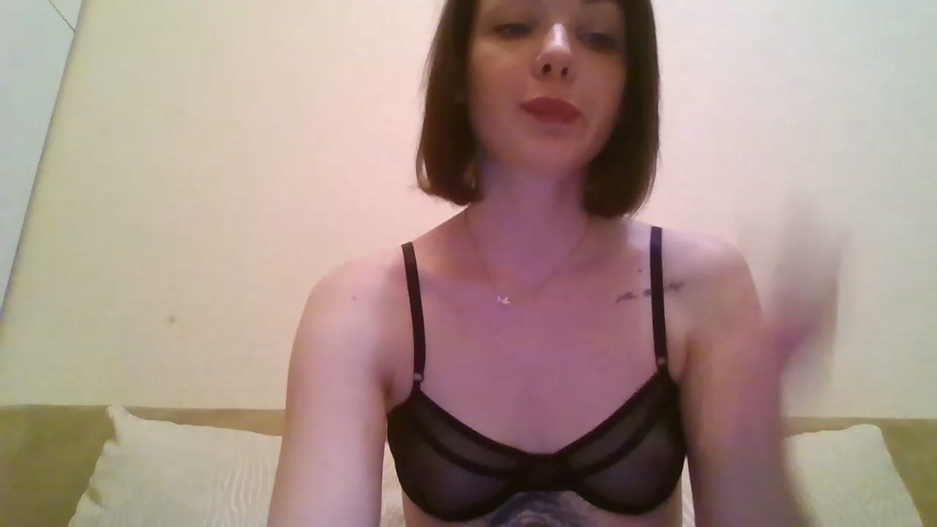 Gallery image thumbnail from RoxieSinner's myfreecams stream on, 01/31/2023, 16:35 image 17 of 20