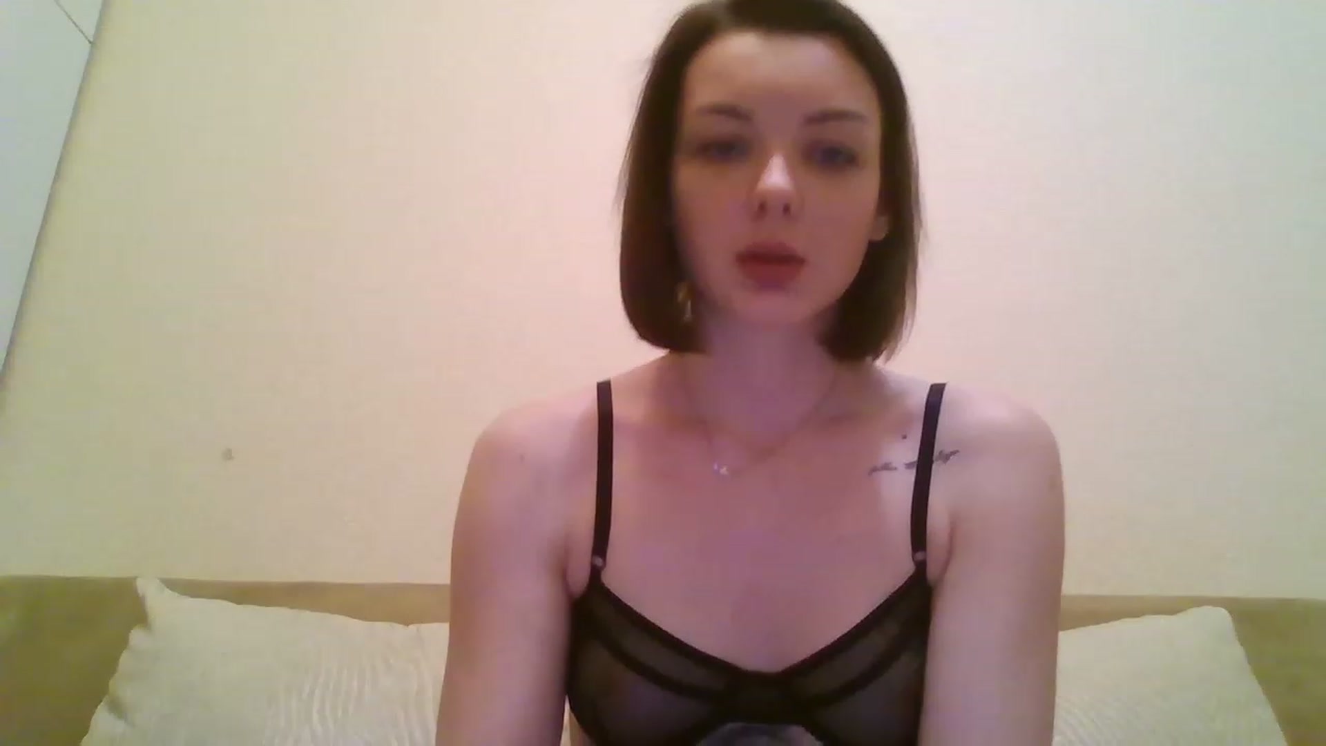 Gallery image thumbnail from RoxieSinner's myfreecams stream on, 01/31/2023, 16:35 image 9 of 20