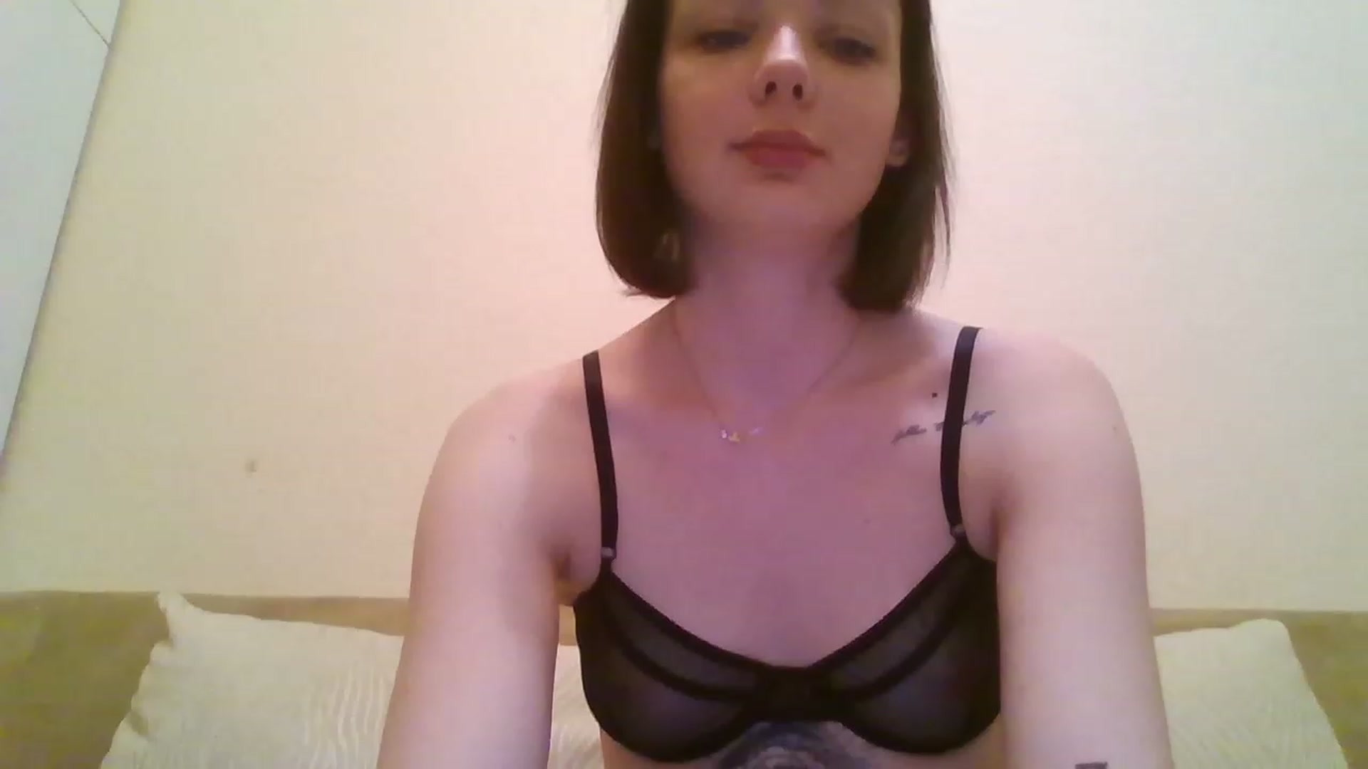 Gallery image thumbnail from RoxieSinner's myfreecams stream on, 01/31/2023, 16:35 image 16 of 20