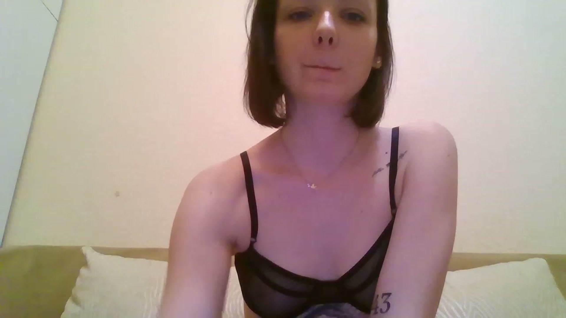 Gallery image thumbnail from RoxieSinner's myfreecams stream on, 01/31/2023, 17:15 image 13 of 20