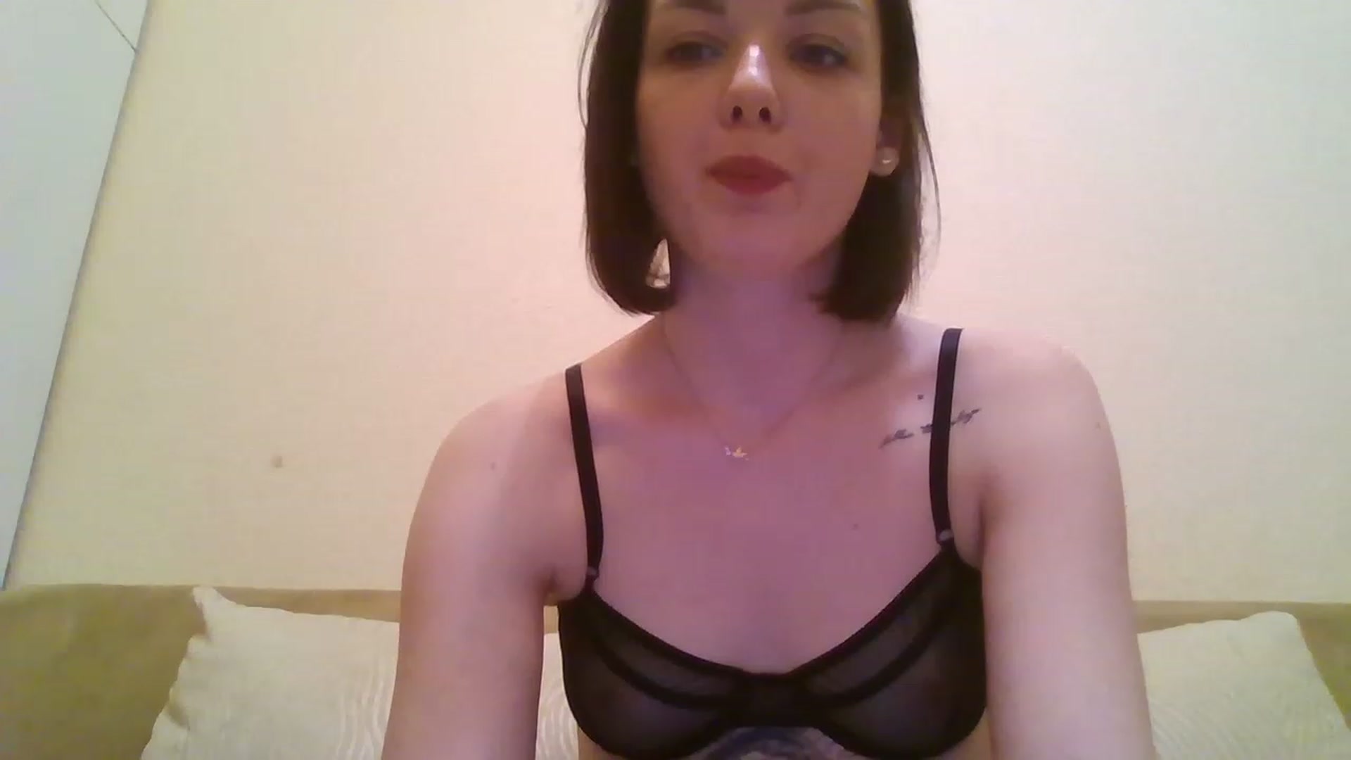 Gallery image thumbnail from RoxieSinner's myfreecams stream on, 01/31/2023, 17:15 image 6 of 20