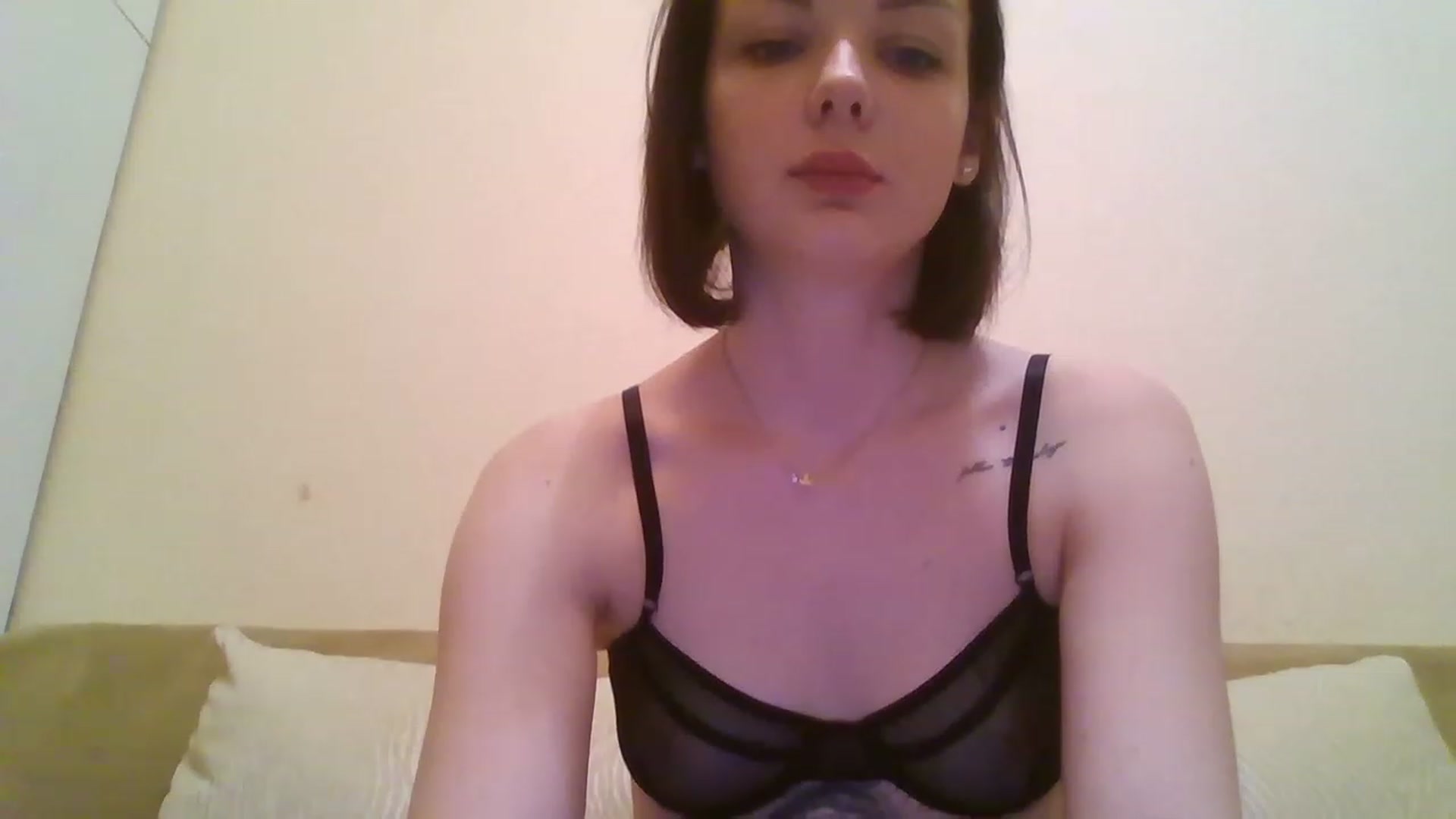 Gallery image thumbnail from RoxieSinner's myfreecams stream on, 01/31/2023, 17:15 image 9 of 20