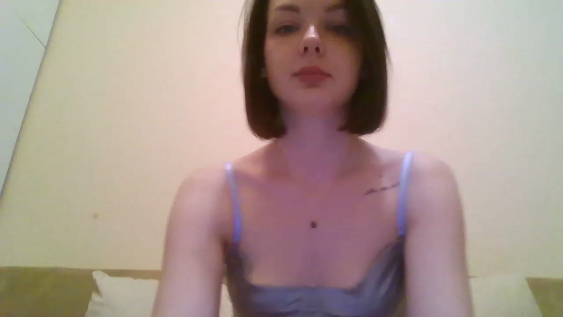 Gallery image thumbnail from RoxieSinner's myfreecams stream on, 02/01/2023, 15:21 image 2 of 20