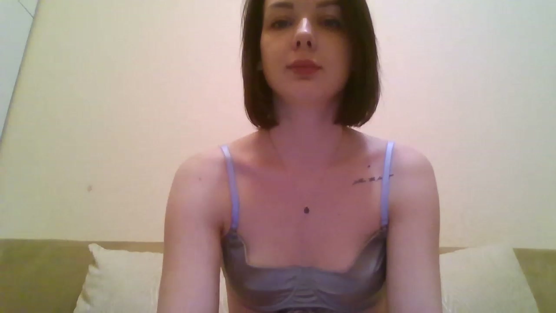 Gallery image thumbnail from RoxieSinner's myfreecams stream on, 02/01/2023, 15:21 image 16 of 20