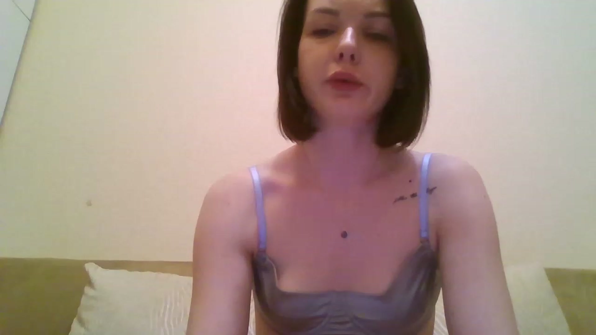 Gallery image thumbnail from RoxieSinner's myfreecams stream on, 02/01/2023, 15:21 image 14 of 20