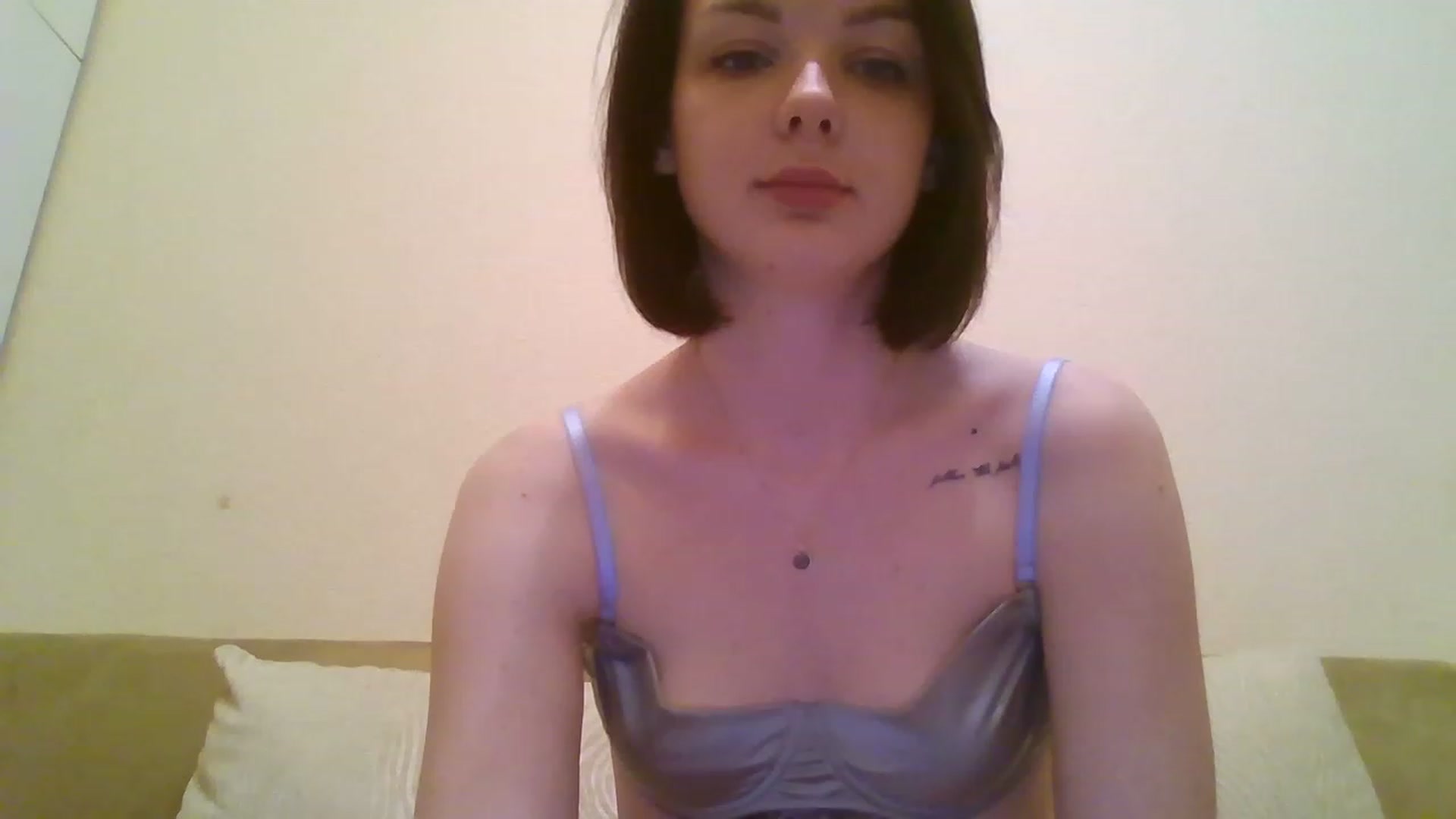 Gallery image thumbnail from RoxieSinner's myfreecams stream on, 02/01/2023, 15:21 image 8 of 20