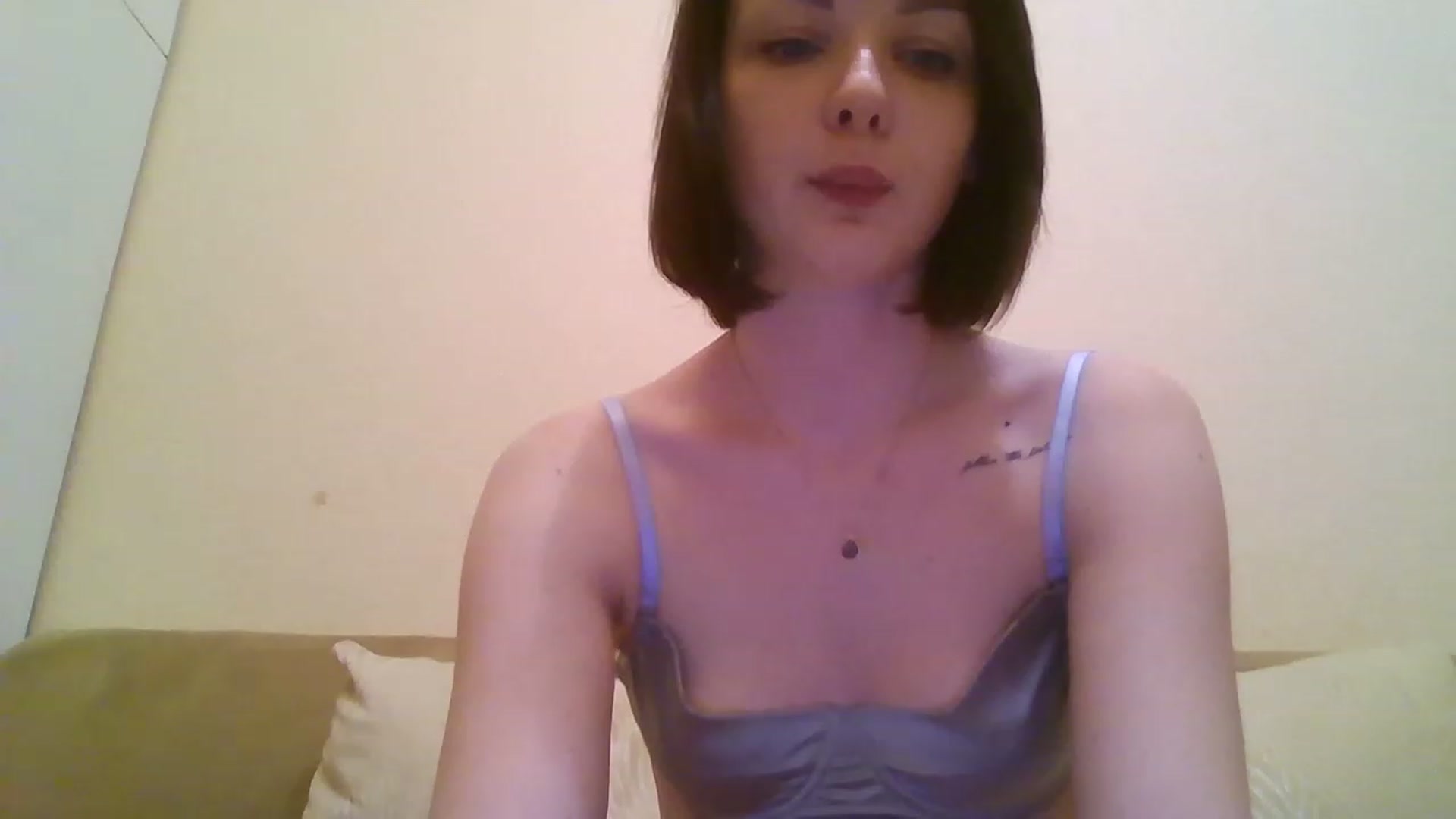 Gallery image thumbnail from RoxieSinner's myfreecams stream on, 02/01/2023, 16:22 image 19 of 20