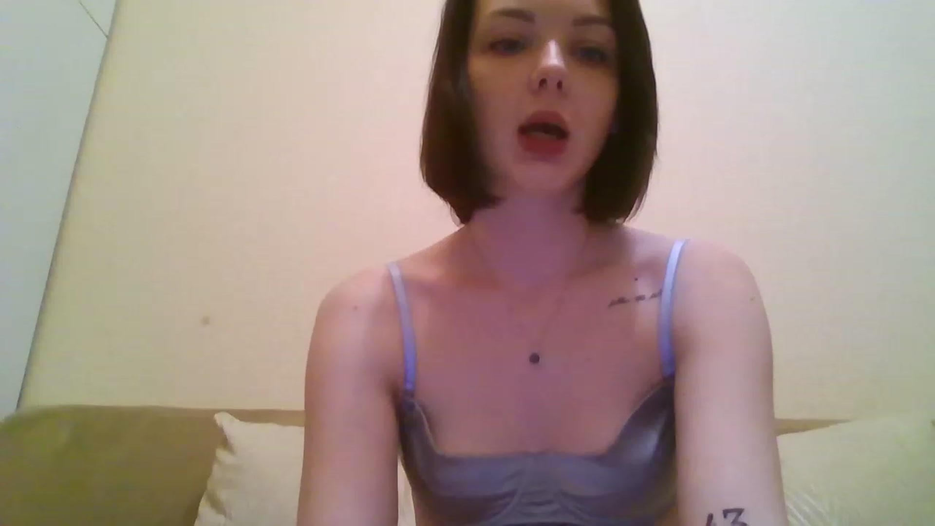 Gallery image thumbnail from RoxieSinner's myfreecams stream on, 02/01/2023, 16:22 image 20 of 20