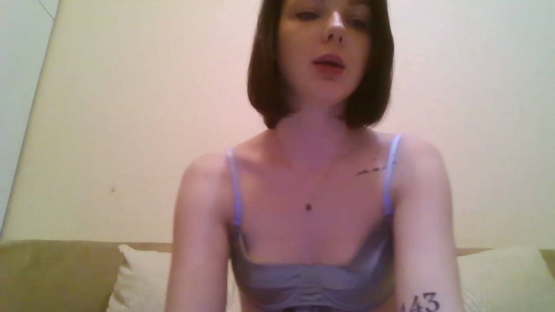 Gallery image thumbnail from RoxieSinner's myfreecams stream on, 02/01/2023, 16:22 image 14 of 20