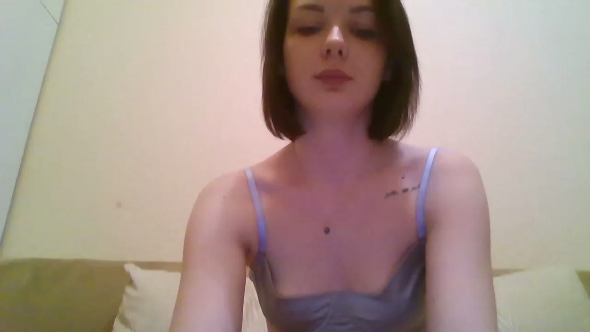 Gallery image thumbnail from RoxieSinner's myfreecams stream on, 02/01/2023, 17:29 image 7 of 20