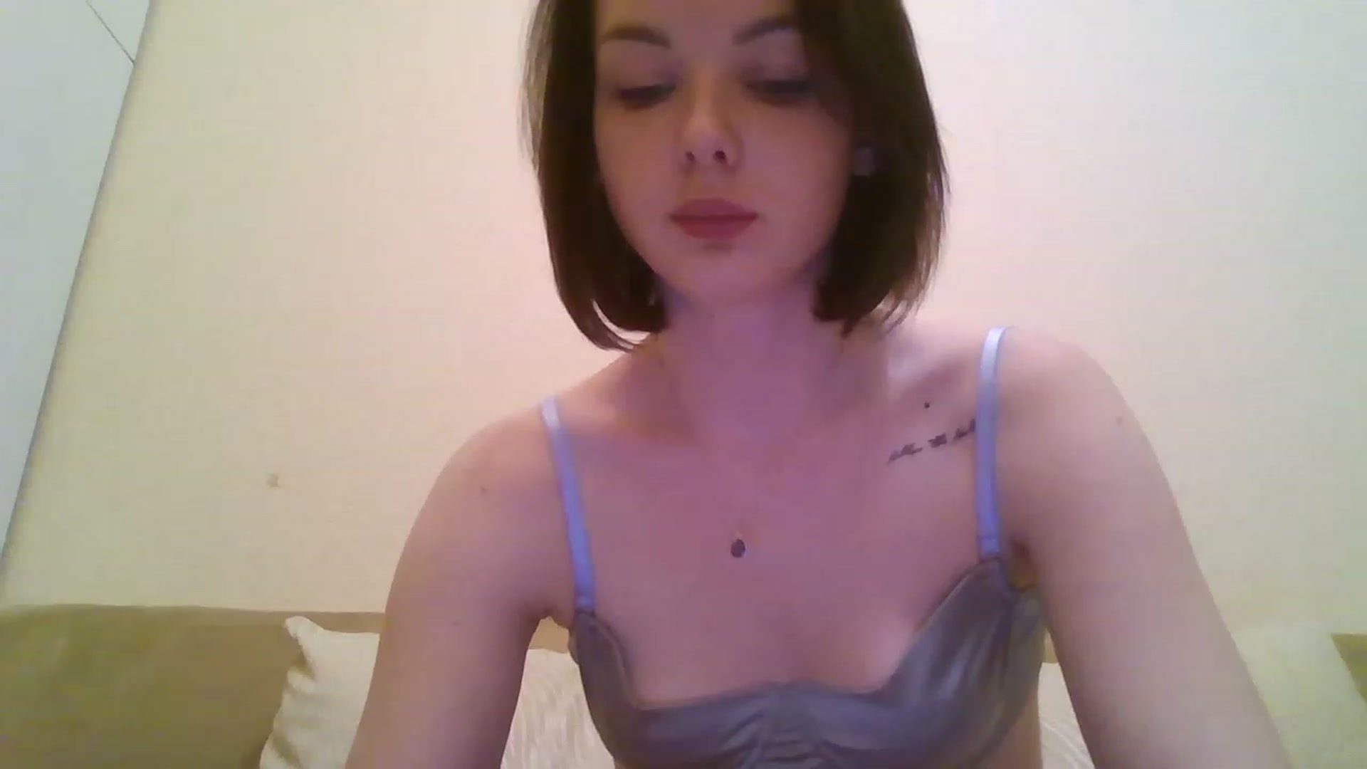 Gallery image thumbnail from RoxieSinner's myfreecams stream on, 02/01/2023, 17:29 image 6 of 20