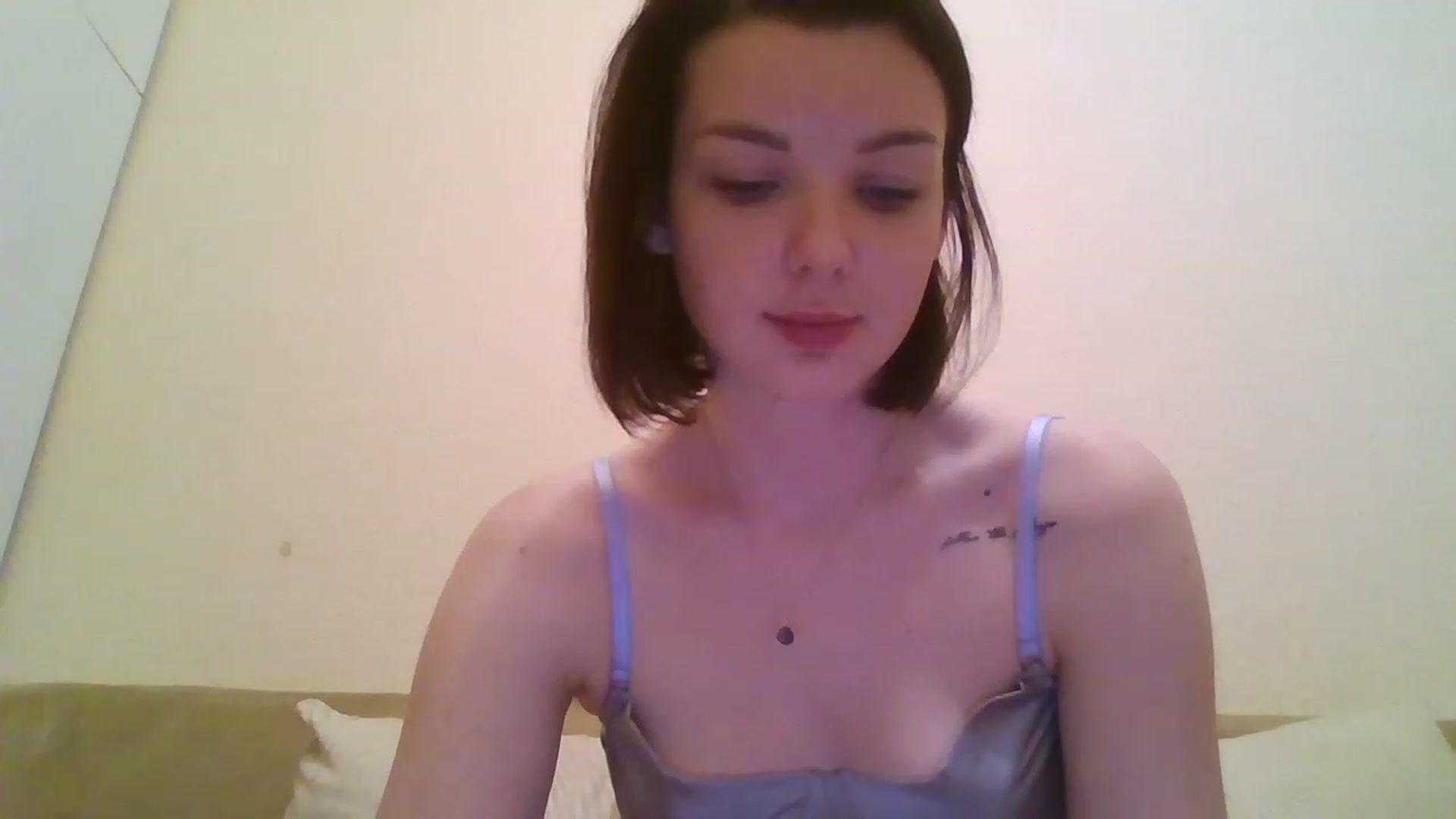 Gallery image thumbnail from RoxieSinner's myfreecams stream on, 02/01/2023, 17:29 image 20 of 20