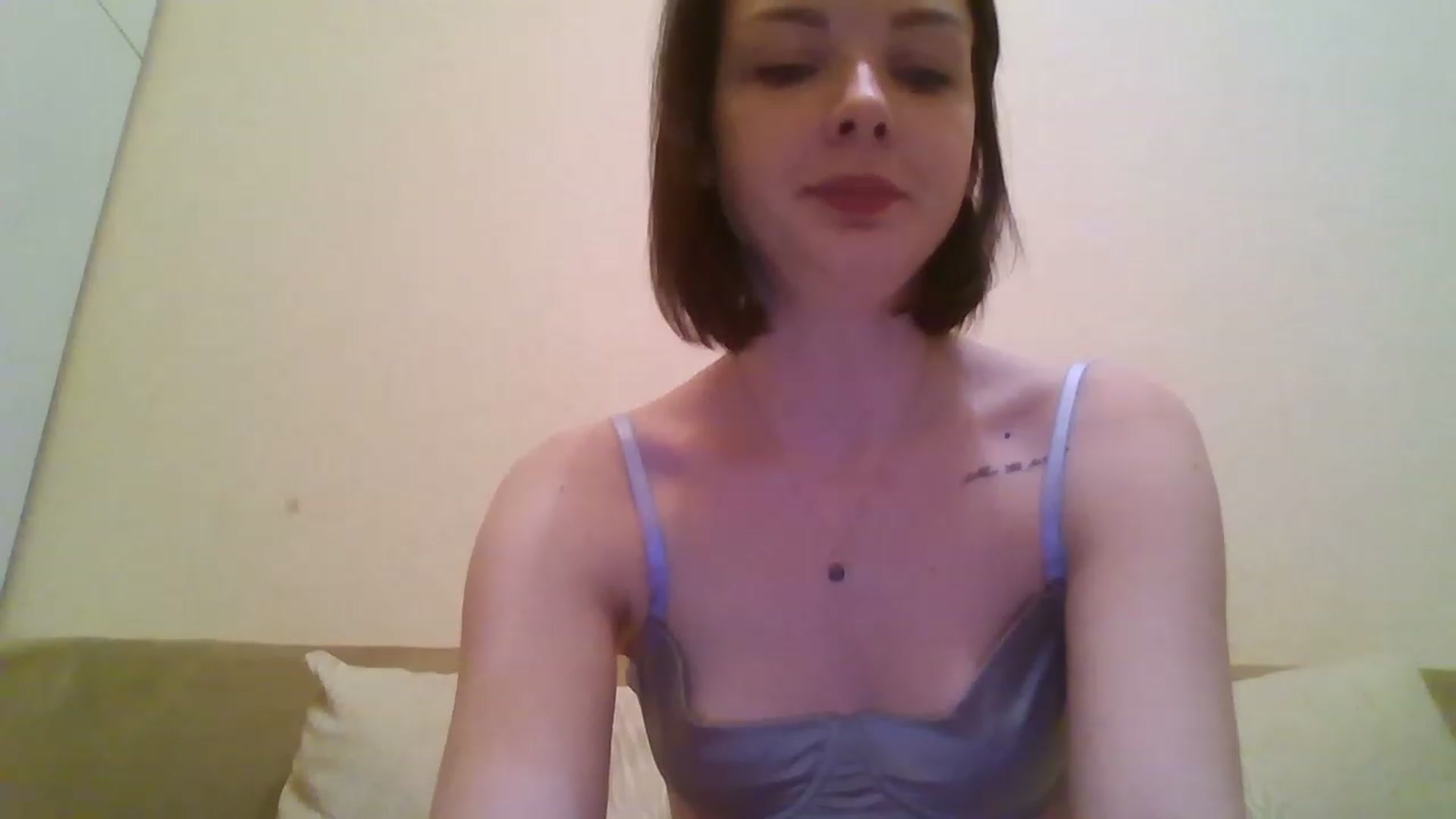 Gallery image thumbnail from RoxieSinner's myfreecams stream on, 02/01/2023, 17:29 image 2 of 20