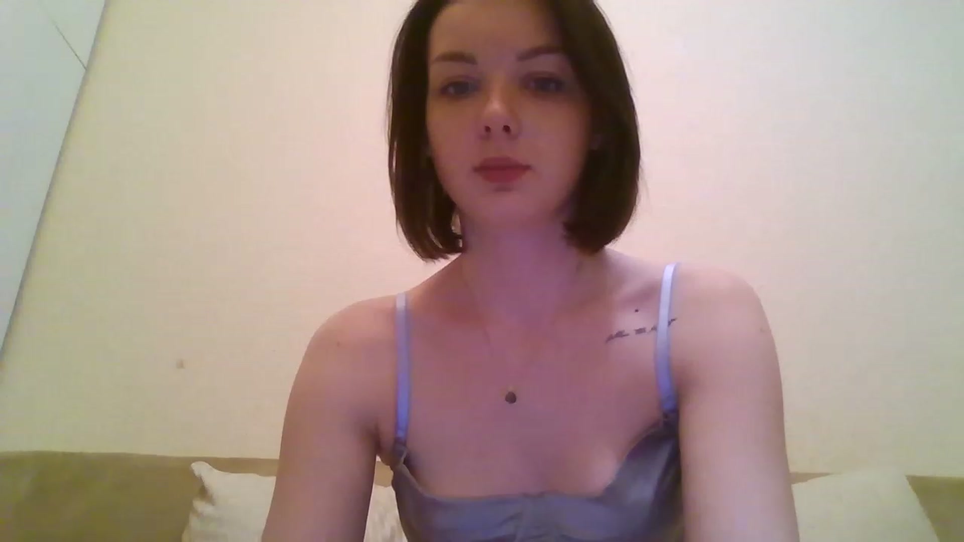 Gallery image thumbnail from RoxieSinner's myfreecams stream on, 02/01/2023, 17:29 image 16 of 20