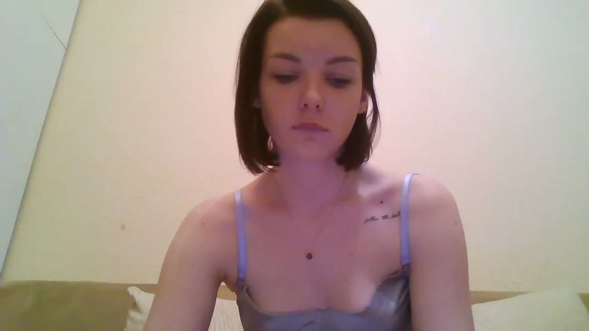 Gallery image thumbnail from RoxieSinner's myfreecams stream on, 02/01/2023, 17:29 image 17 of 20
