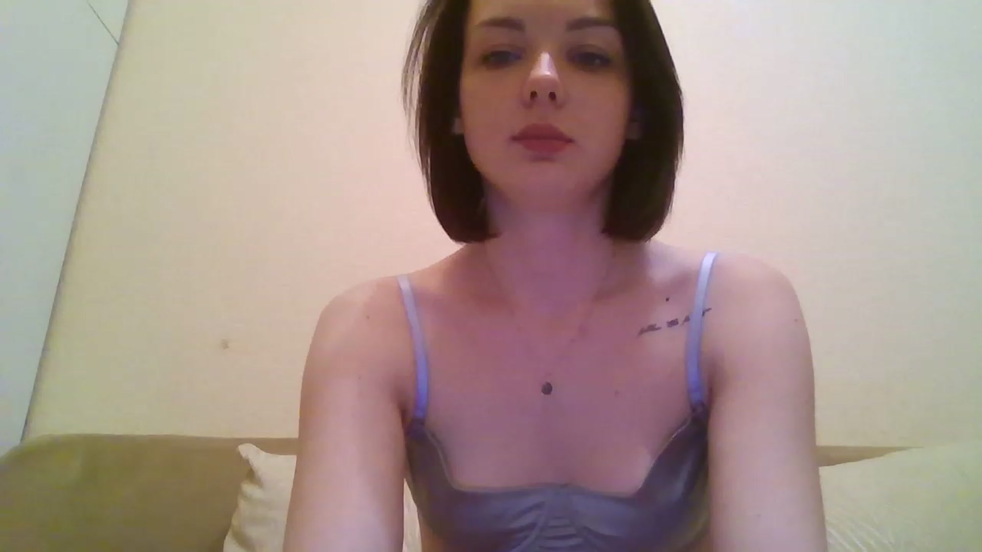 Gallery image thumbnail from RoxieSinner's myfreecams stream on, 02/01/2023, 18:46 image 2 of 20