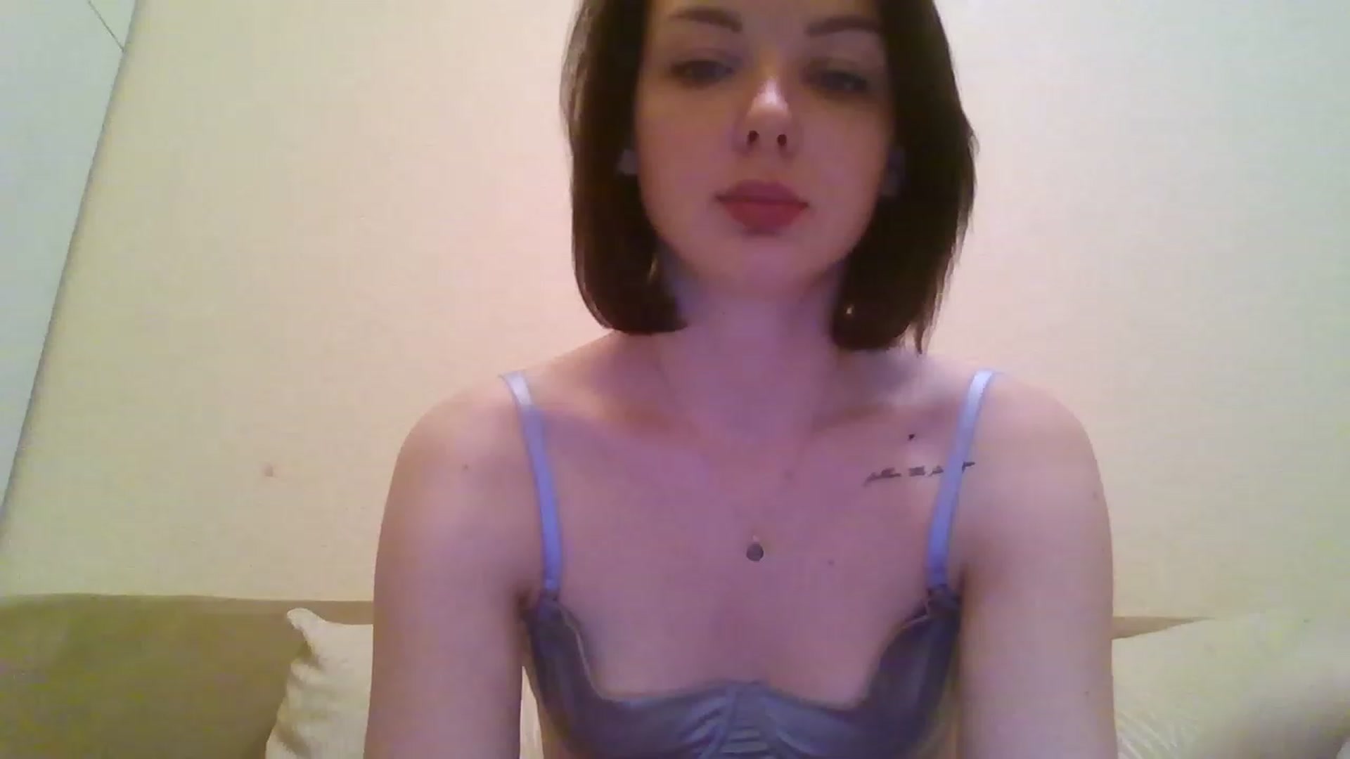 Gallery image thumbnail from RoxieSinner's myfreecams stream on, 02/01/2023, 18:46 image 9 of 20