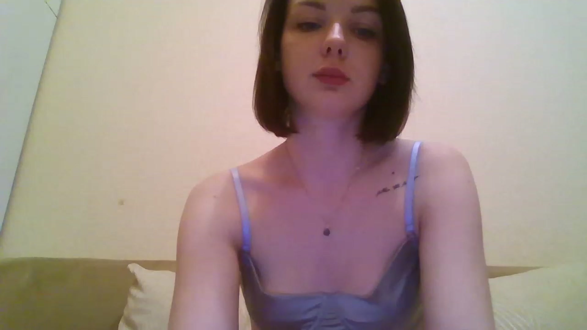 Gallery image thumbnail from RoxieSinner's myfreecams stream on, 02/01/2023, 18:46 image 15 of 20
