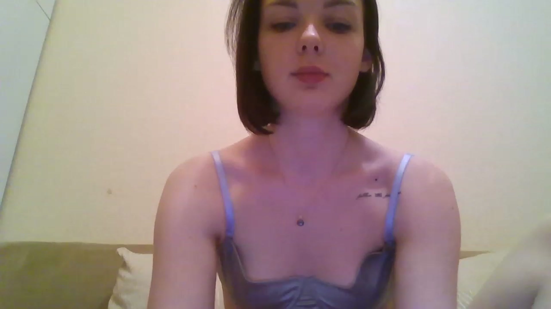 Gallery image thumbnail from RoxieSinner's myfreecams stream on, 02/01/2023, 18:46 image 8 of 20