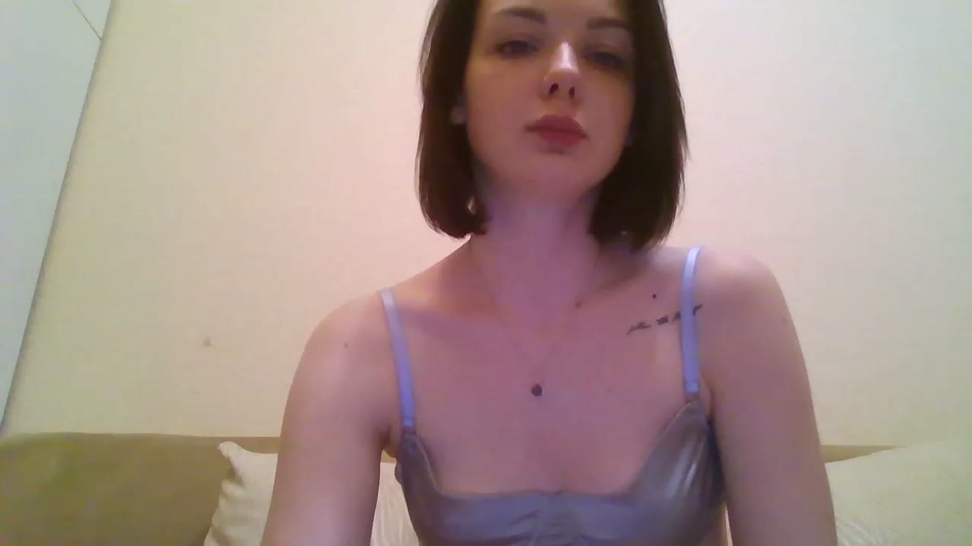 Gallery image thumbnail from RoxieSinner's myfreecams stream on, 02/01/2023, 18:46 image 11 of 20