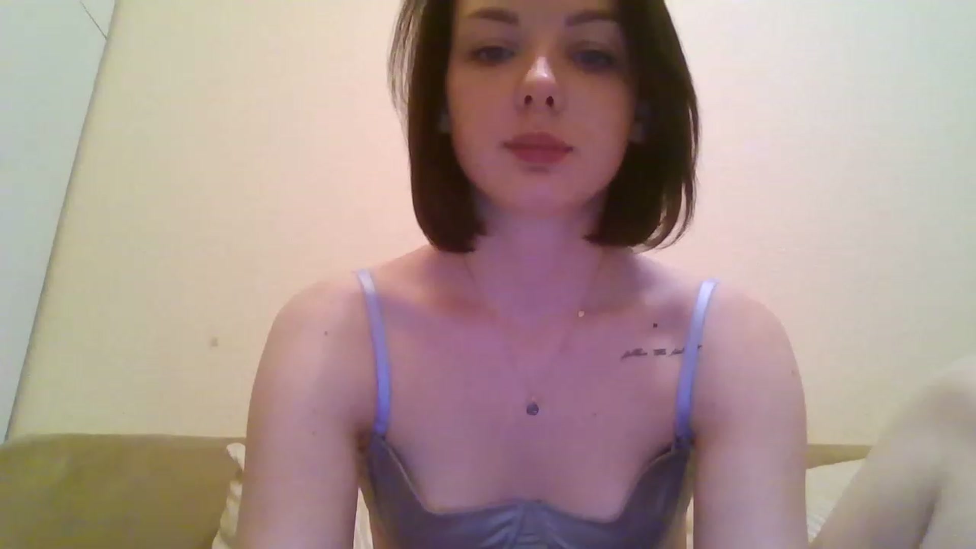 Gallery image thumbnail from RoxieSinner's myfreecams stream on, 02/01/2023, 18:46 image 7 of 20