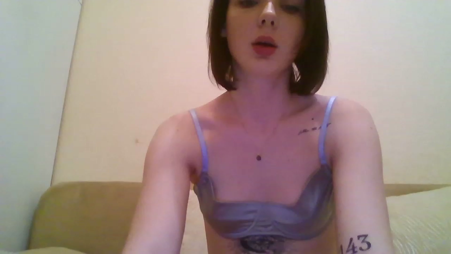 Gallery image thumbnail from RoxieSinner's myfreecams stream on, 02/01/2023, 19:19 image 16 of 20