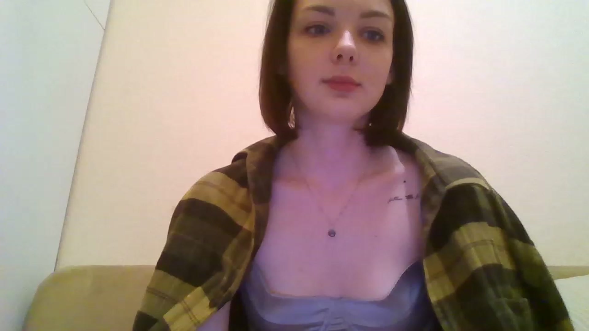 Gallery image thumbnail from RoxieSinner's myfreecams stream on, 02/01/2023, 19:19 image 19 of 20