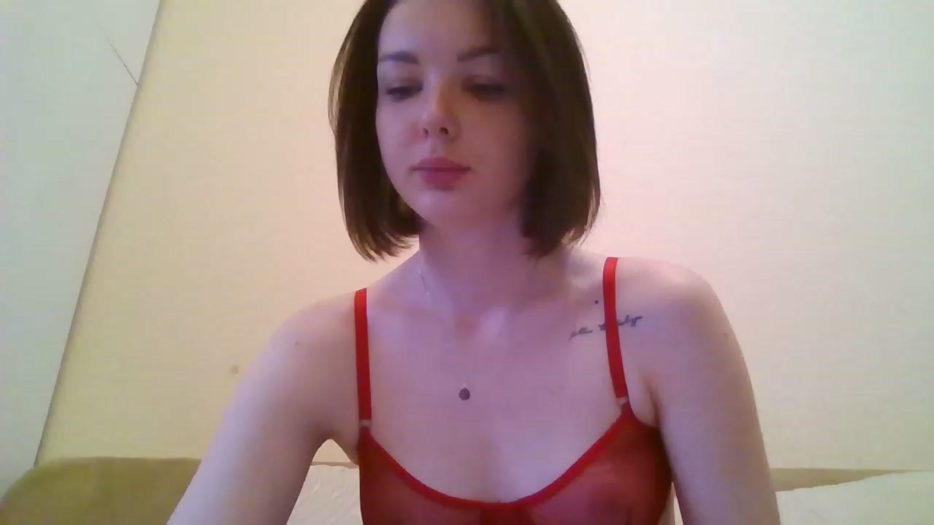 Gallery image thumbnail from RoxieSinner's myfreecams stream on, 02/02/2023, 11:07 image 2 of 20