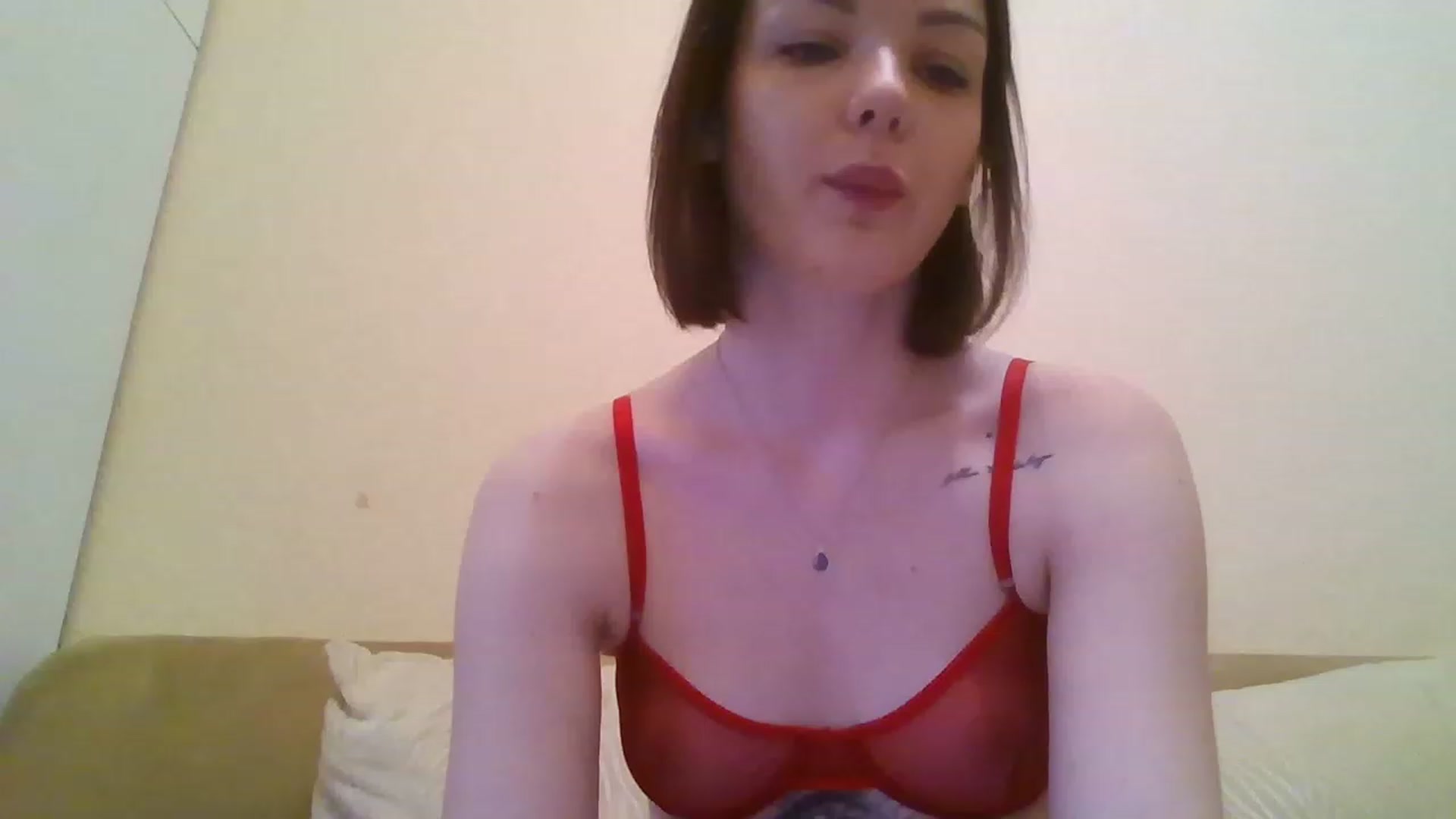 Gallery image thumbnail from RoxieSinner's myfreecams stream on, 02/02/2023, 12:17 image 3 of 20
