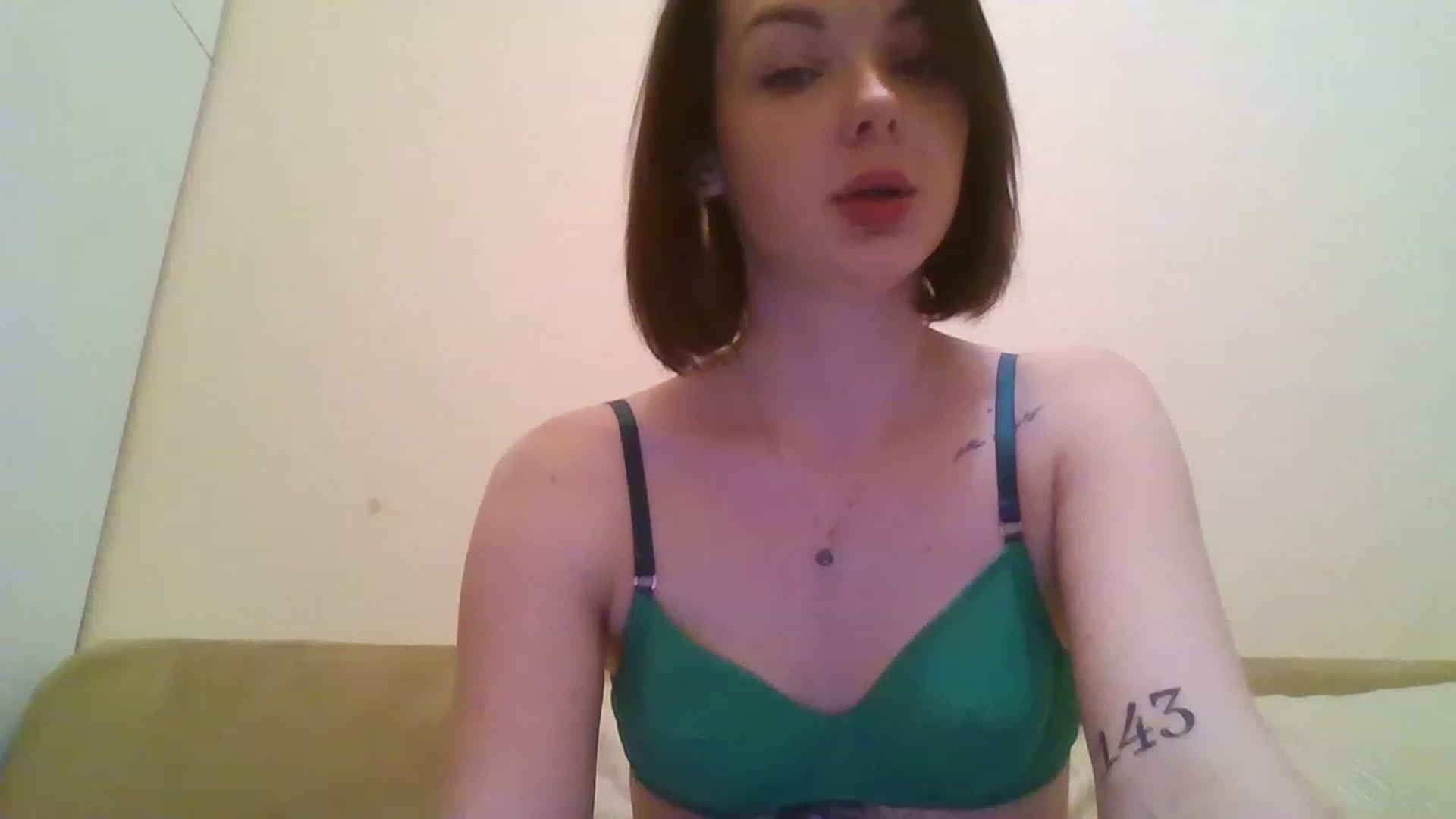Gallery image thumbnail from RoxieSinner's myfreecams stream on, 02/02/2023, 15:34 image 19 of 20