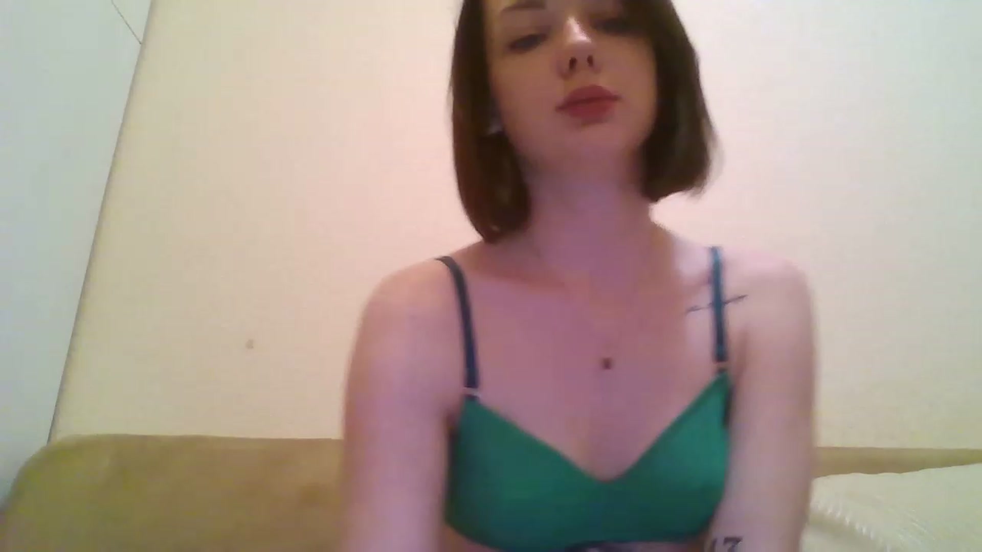 Gallery image thumbnail from RoxieSinner's myfreecams stream on, 02/02/2023, 15:34 image 15 of 20