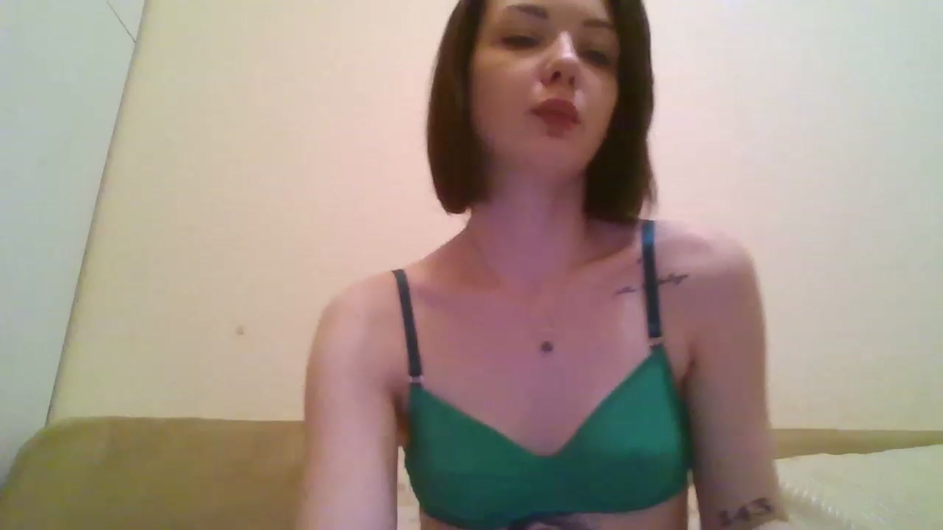 Gallery image thumbnail from RoxieSinner's myfreecams stream on, 02/02/2023, 15:34 image 10 of 20