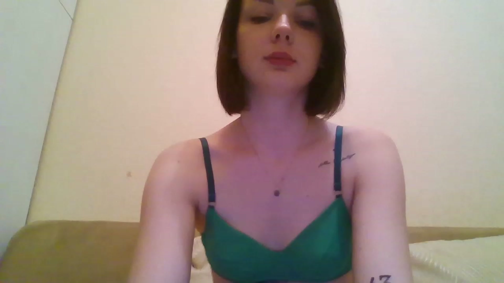 Gallery image thumbnail from RoxieSinner's myfreecams stream on, 02/02/2023, 15:34 image 6 of 20