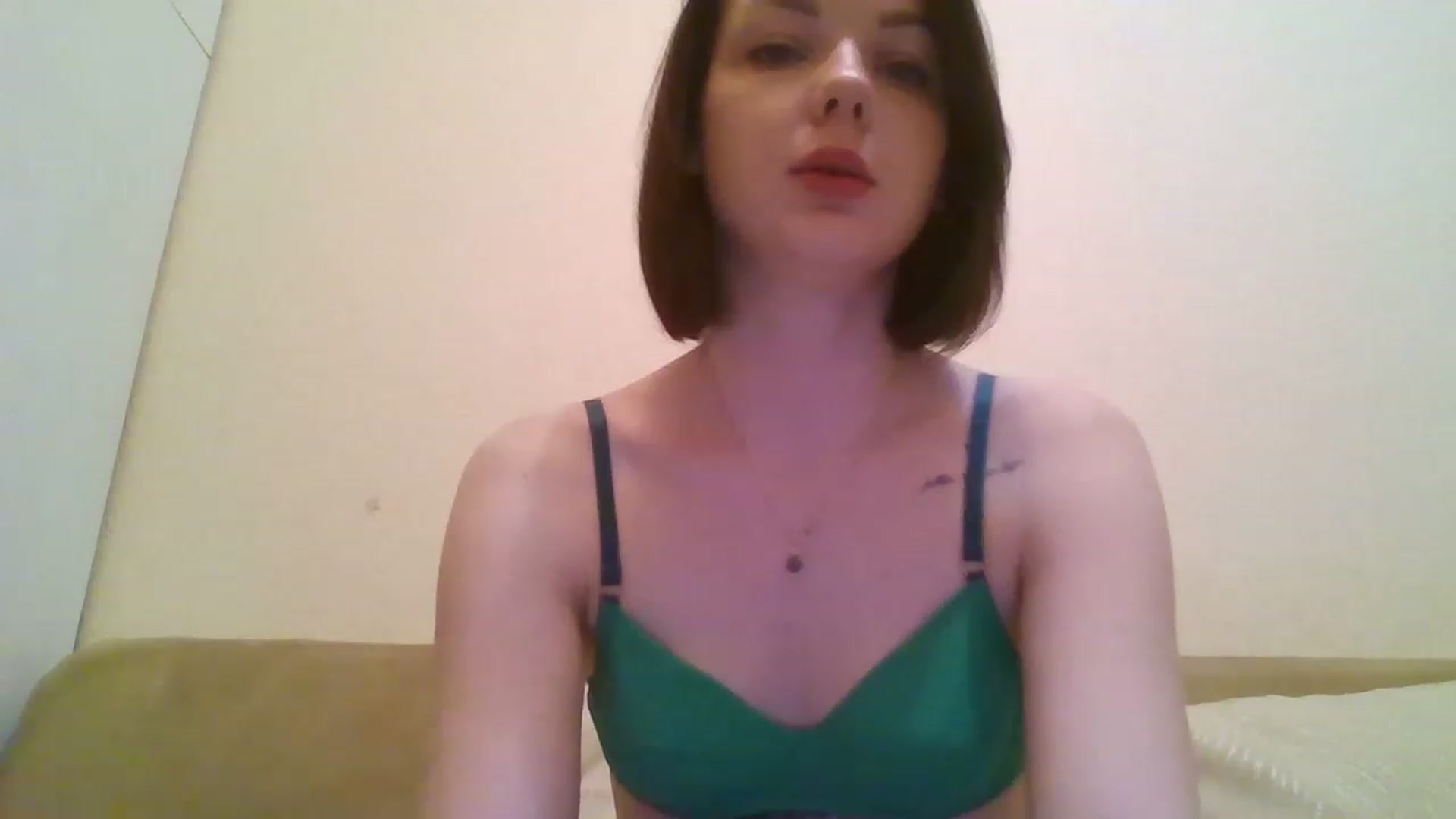 Gallery image thumbnail from RoxieSinner's myfreecams stream on, 02/02/2023, 15:34 image 7 of 20