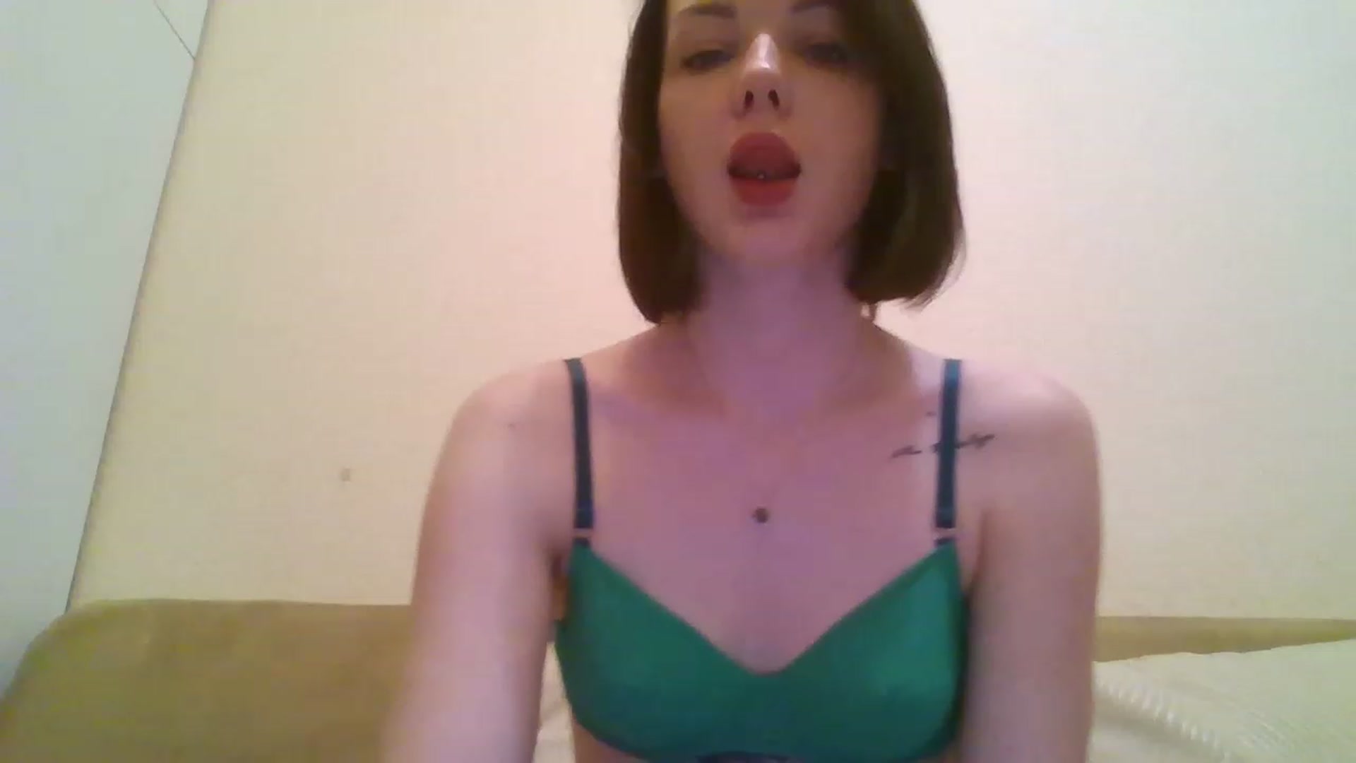 Gallery image thumbnail from RoxieSinner's myfreecams stream on, 02/02/2023, 15:34 image 16 of 20